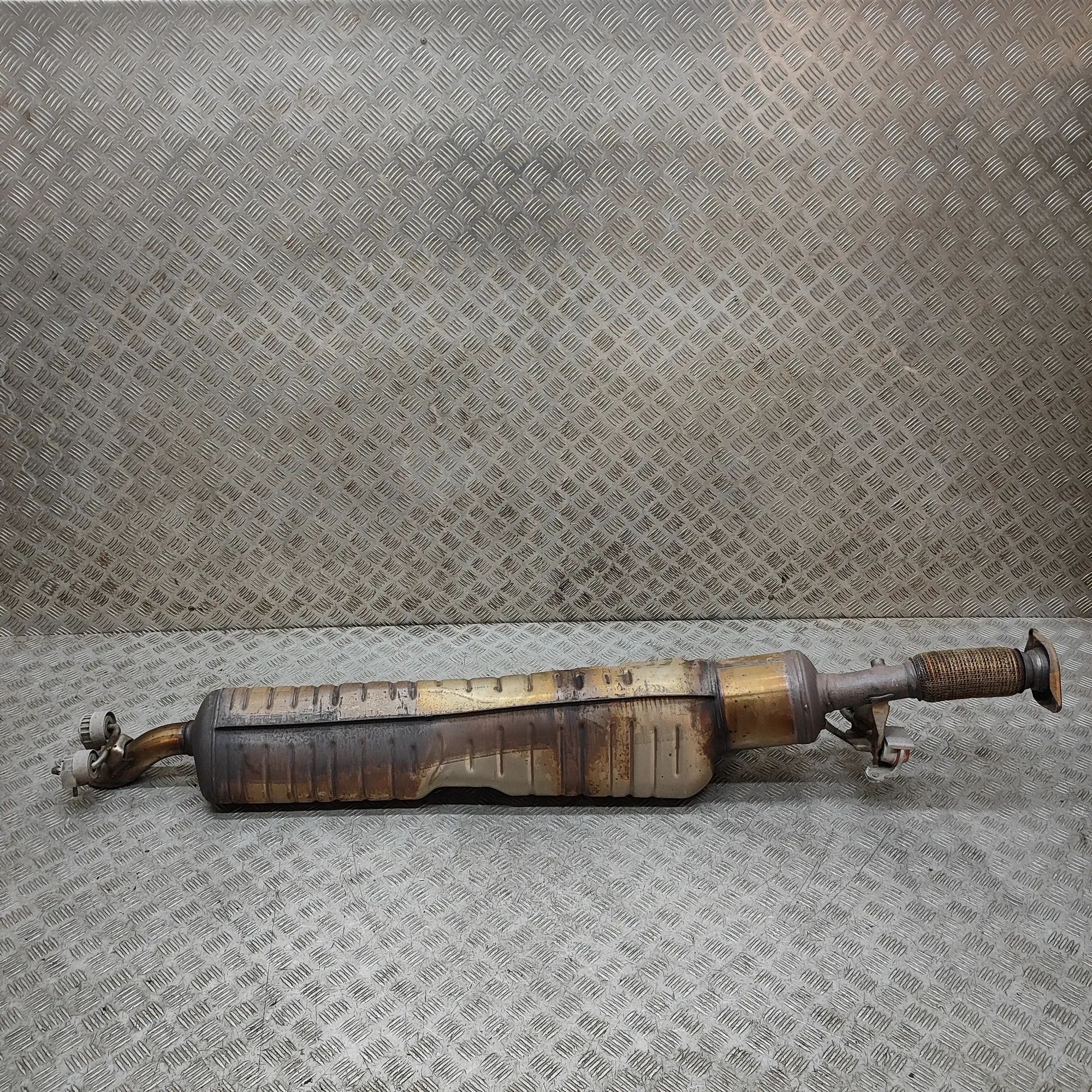 Mercedes-Benz CLA (C118) catalytic converter Catalytic converter — MERCEDES BENZ CLA (Coupe ...