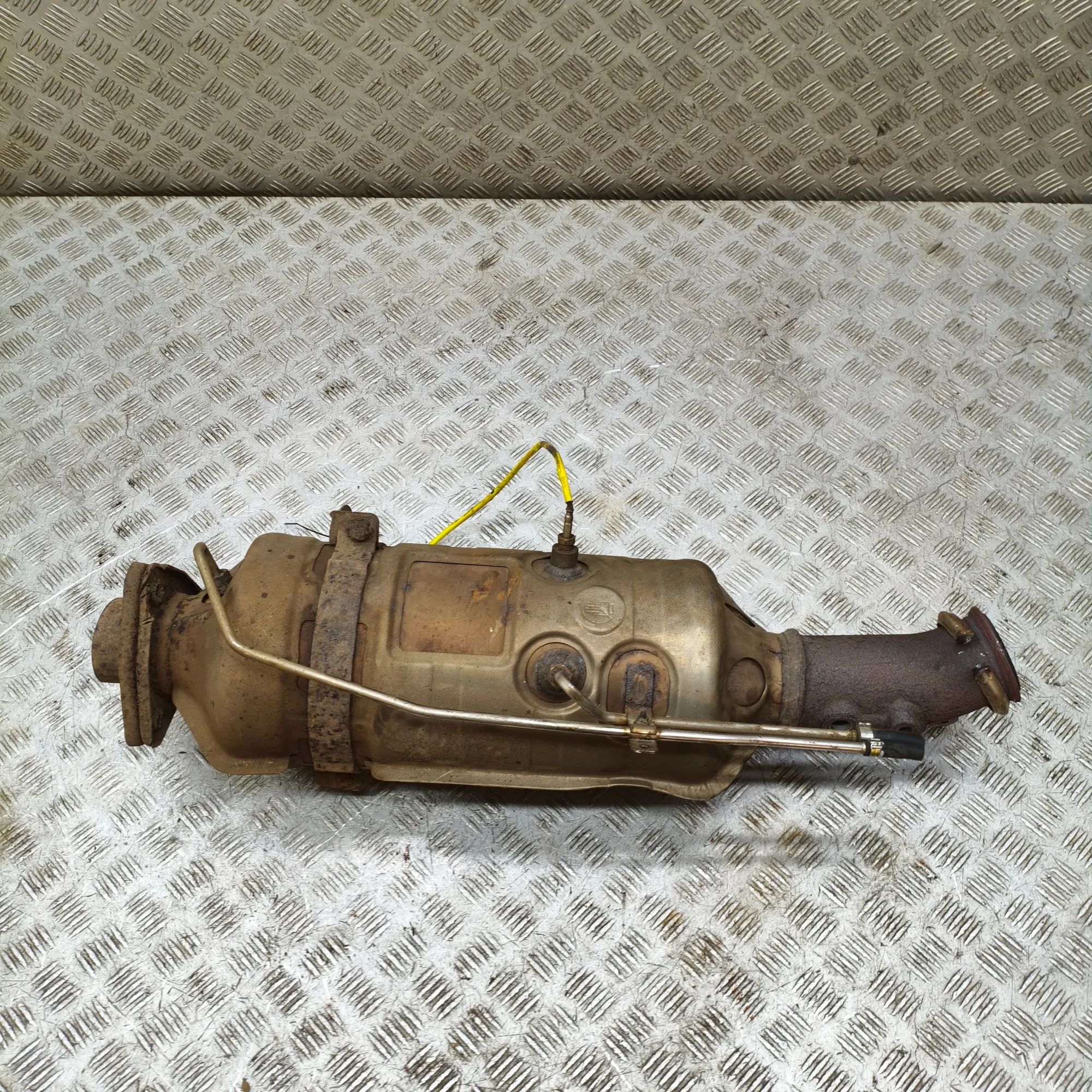 Iveco Daily catalytic converter Catalytic converter — IVECO DAILY (VI Flatbed) ...