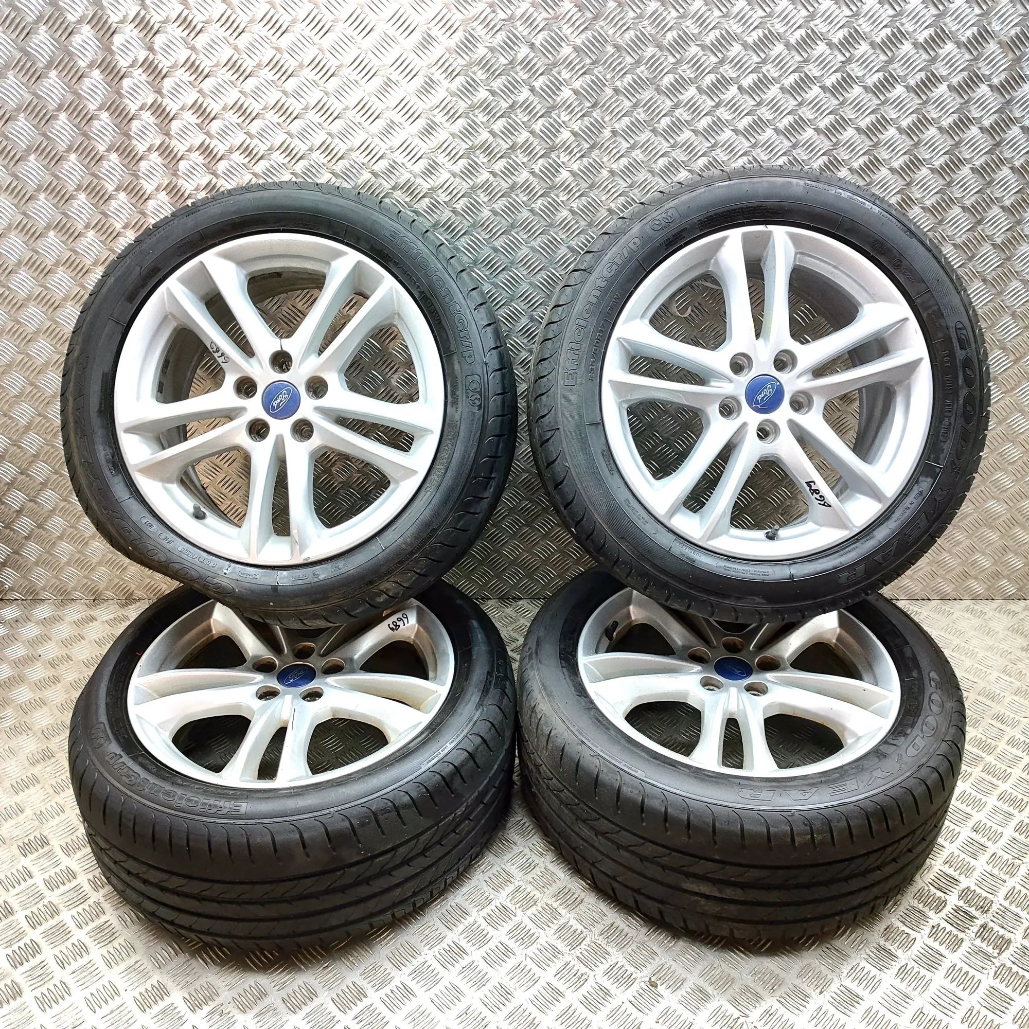 Ford Mondeo Alloy Wheel Set Alloy wheel set — FORD MONDEO (V Turnier) (2014...