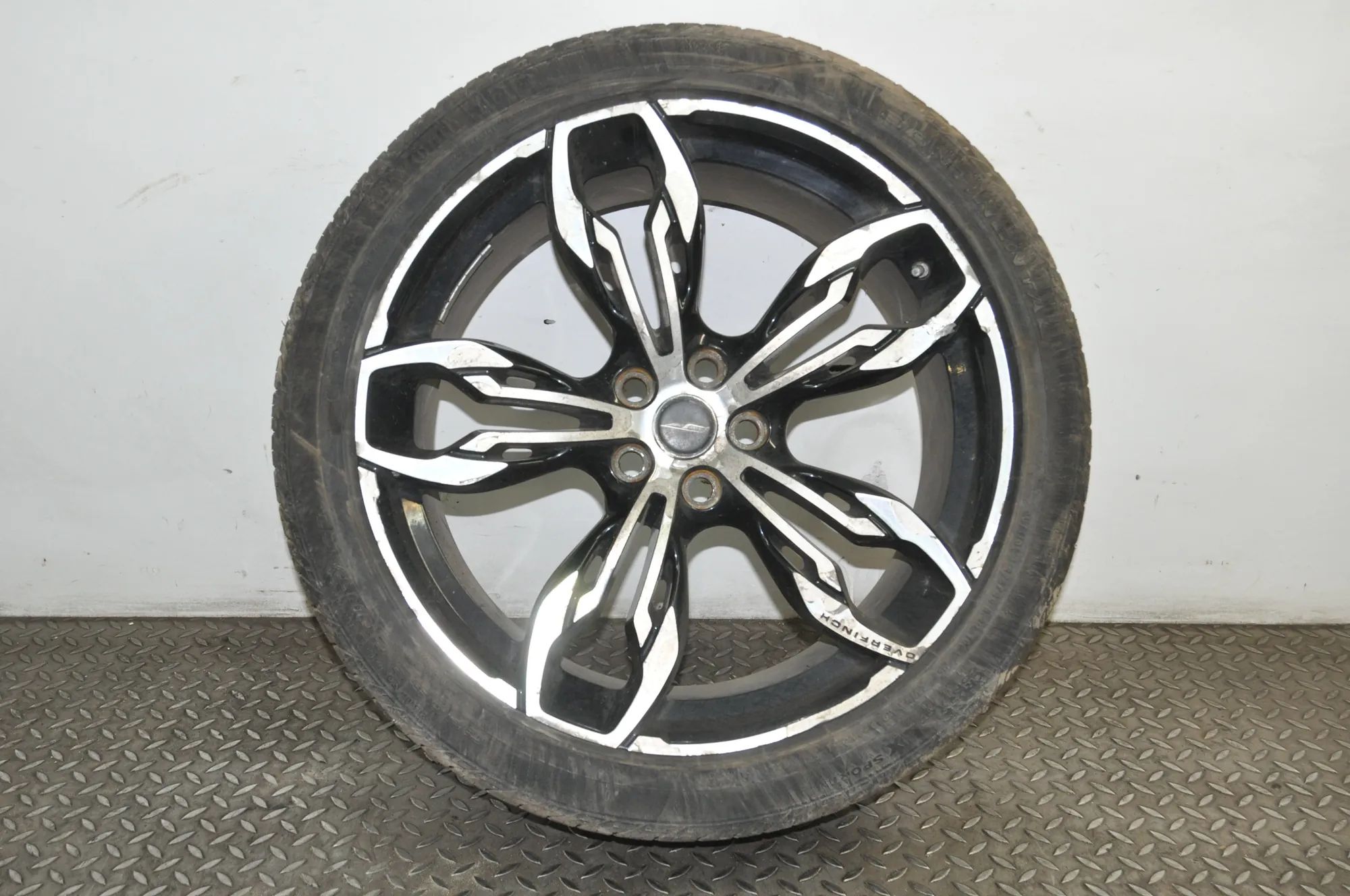 Land Rover Range Rover (L405) Alloy Wheel Alloy wheel — LAND ROVER RANGE ROVER (IV L405) ...