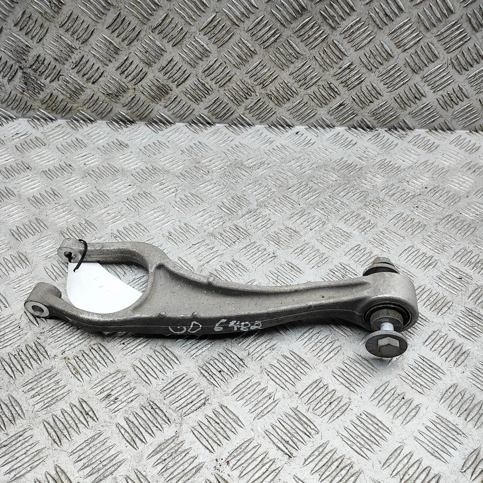 Porsche 911 (992) Control arm — rear right Control arm — rear right — PORSCHE 911 (992) (2...