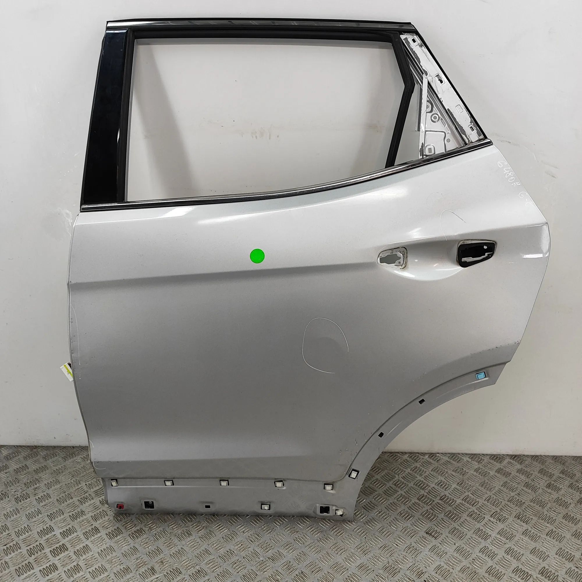 Hyundai Santa Fe Door — rear left Door — rear left — HYUNDAI SANTA (FÉ III DM) (2...