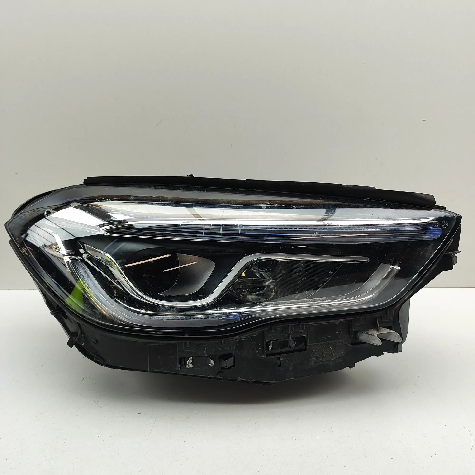 Mercedes-Benz GLA / EQA (H247) Front Right Headlight Front Right Headlight — MERCEDES BENZ GLA (H247...