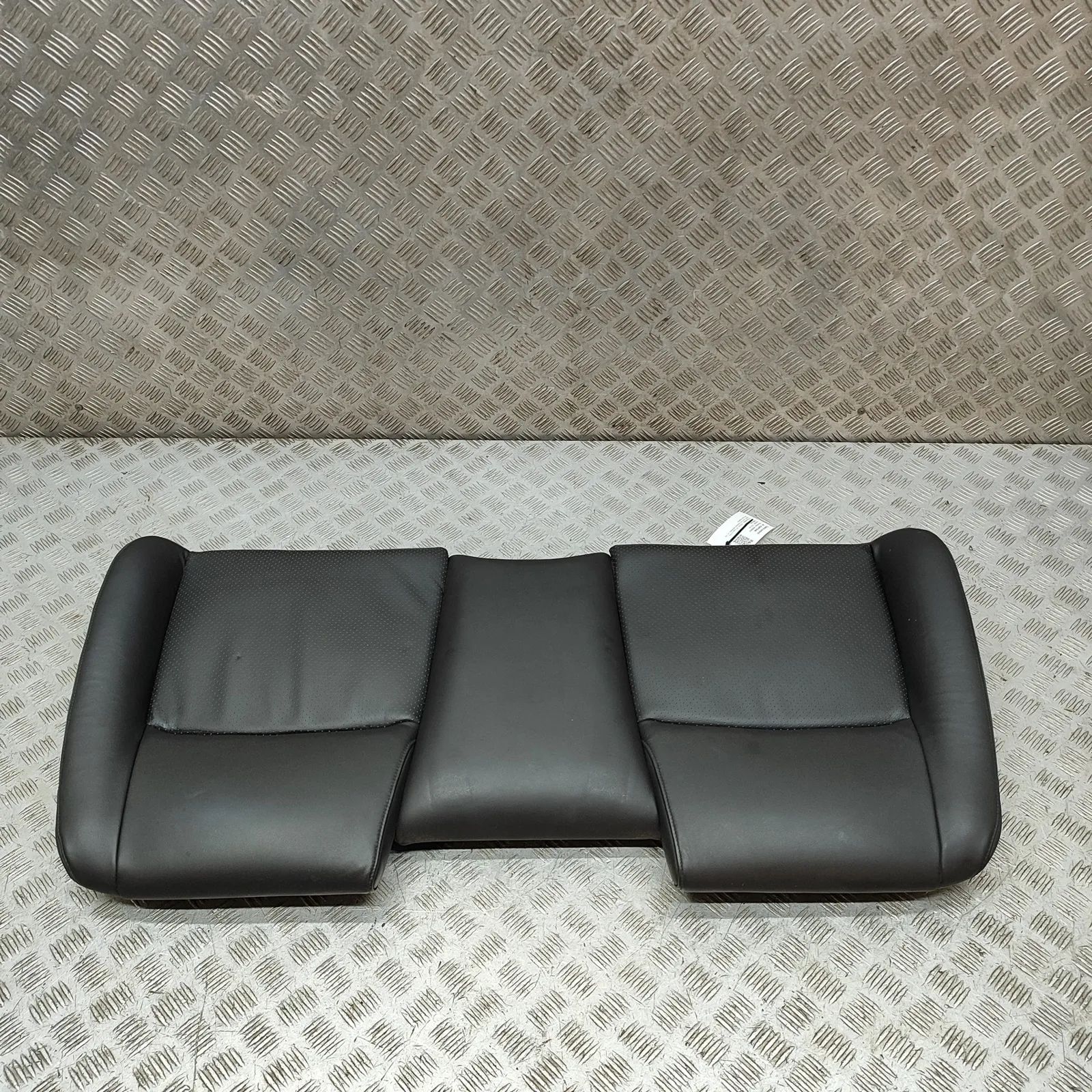 Jaguar XK Rear seat