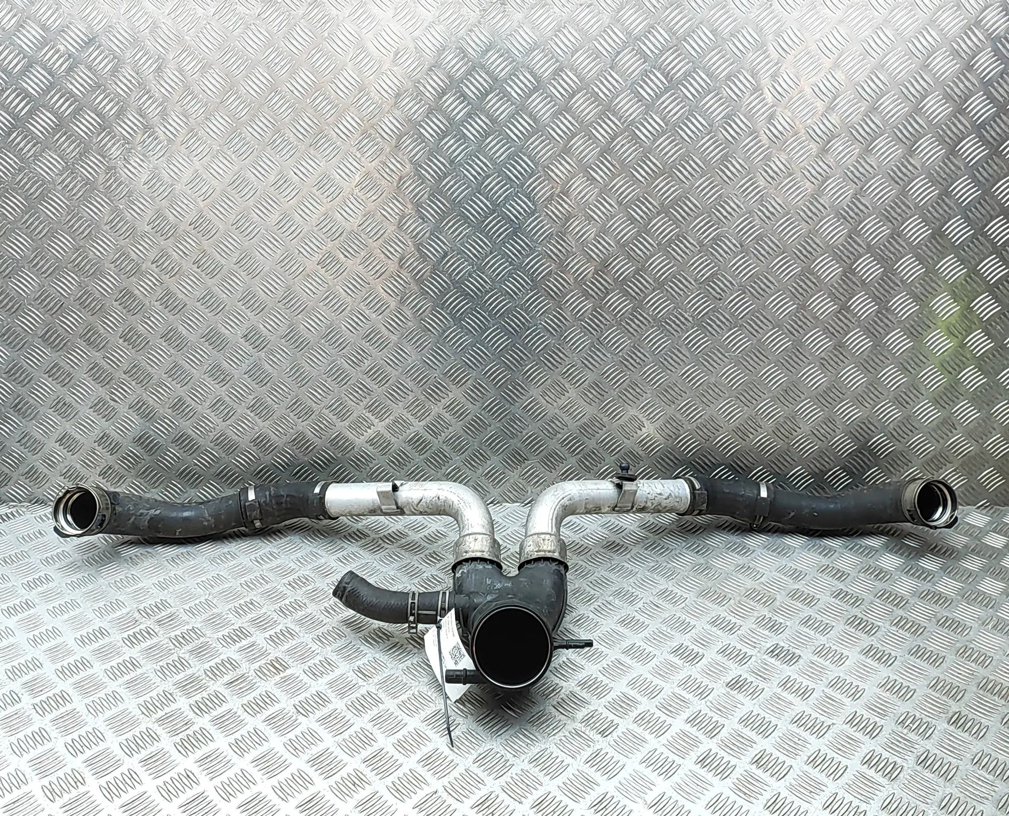 Porsche 911 (991) Intercooler Hose Pipe Intercooler Hose Pipe — PORSCHE 911 (991) (2011...