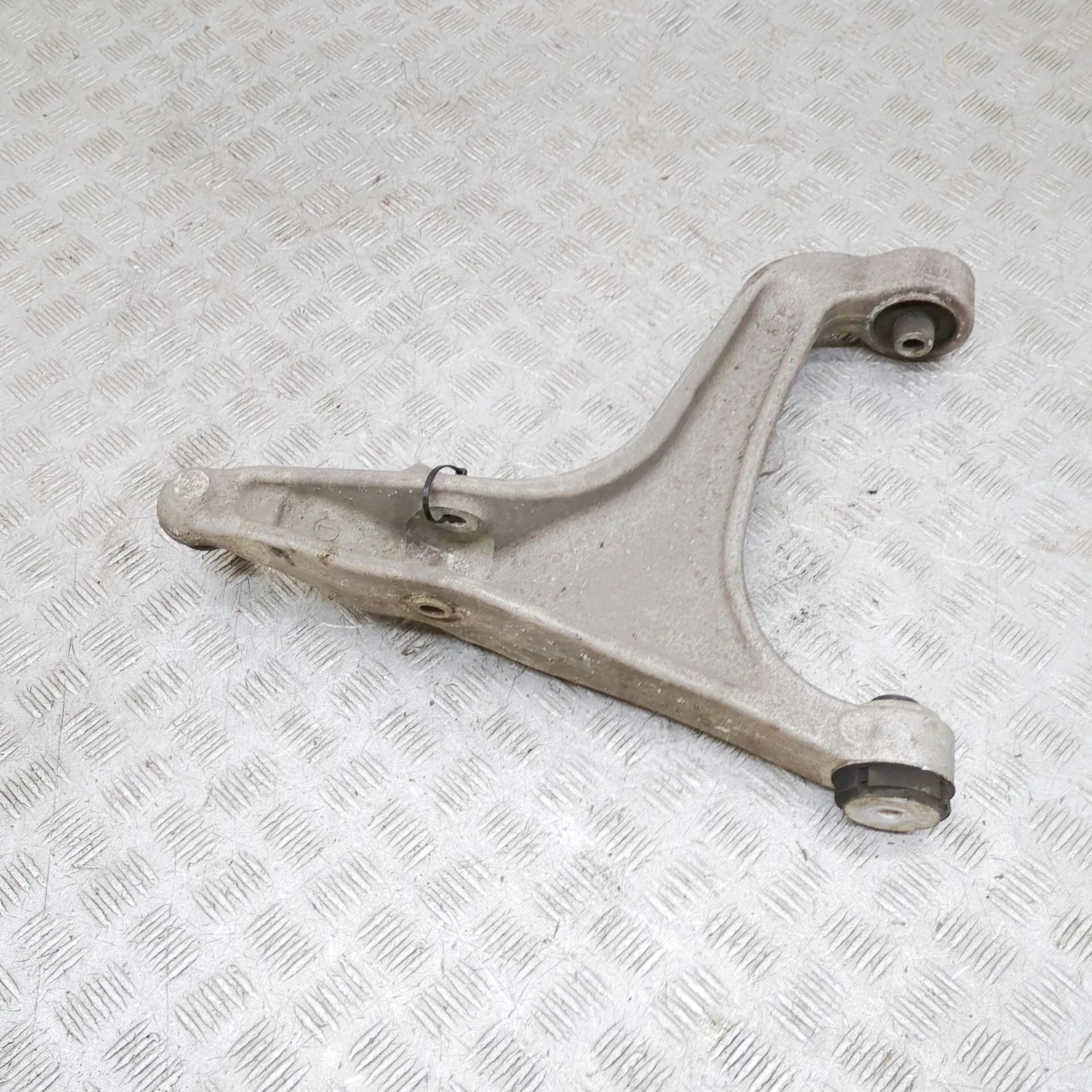 Maserati Ghibli Front Left Lower Control Arm Front Left Lower Control Arm — MASERATI GHIBLI ...