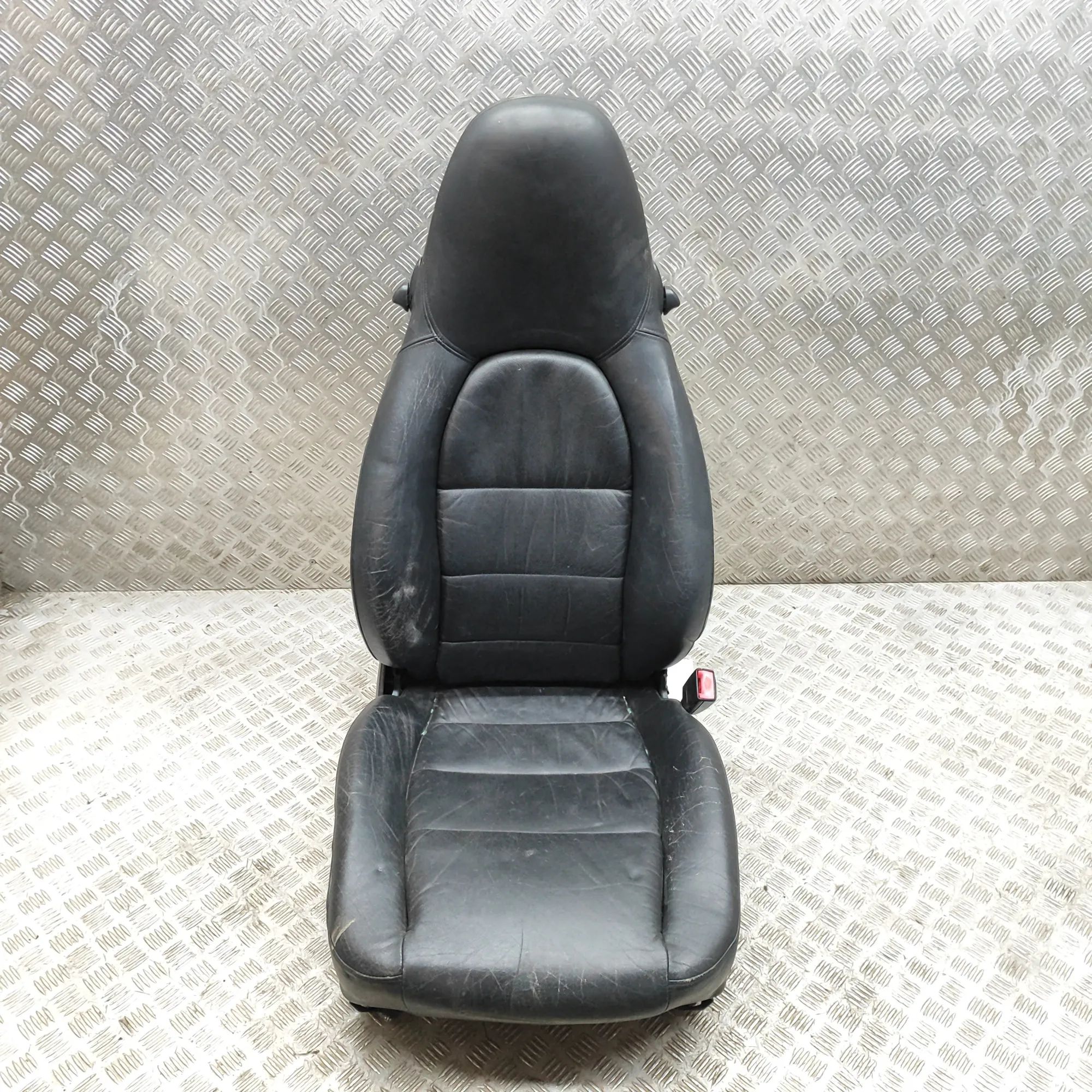 Porsche 911 (996) Front Right Seat Front right seat — PORSCHE 911 (996) (1997-2005...