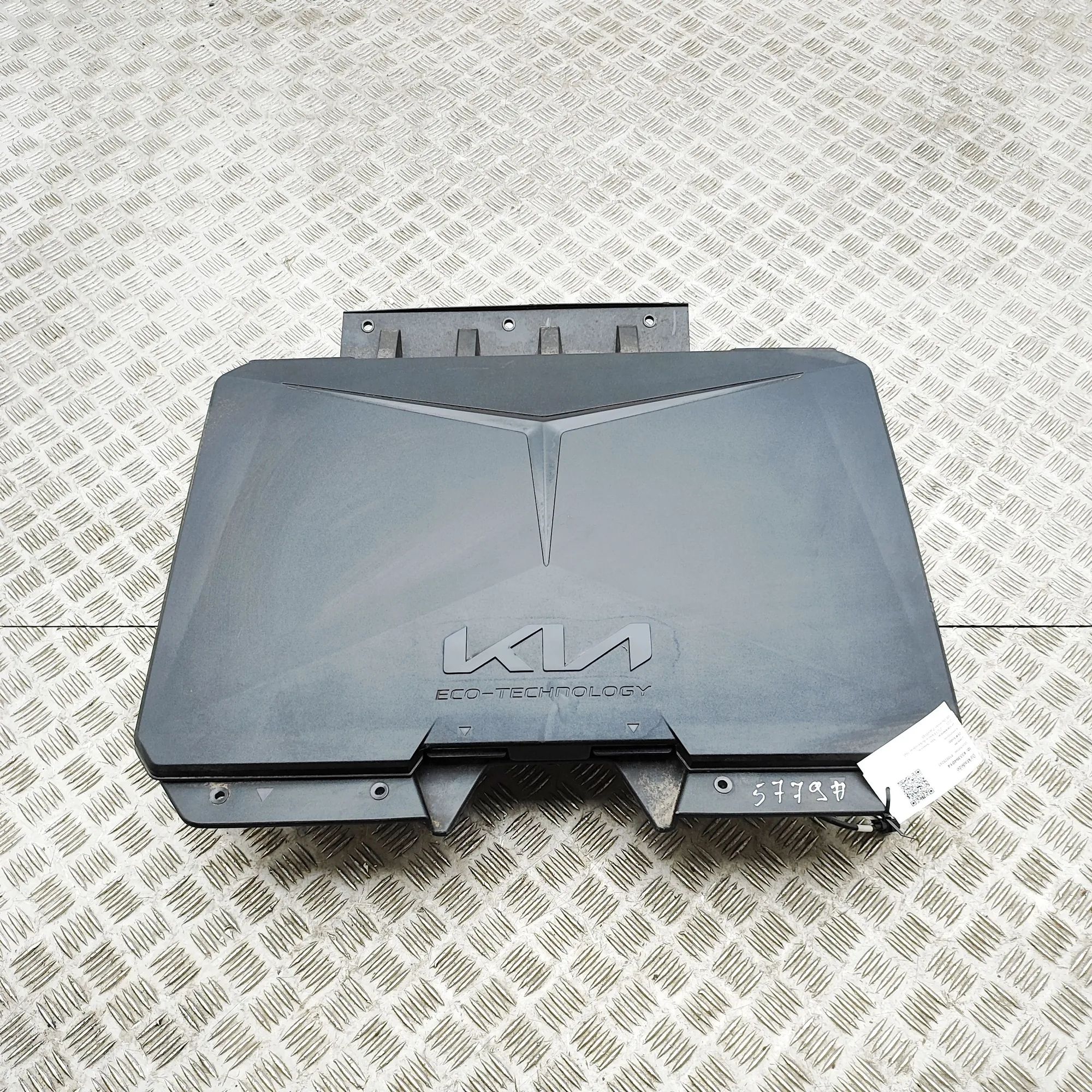 Kia Niro Glove Compartment Glove compartment — KIA NIRO (II) (2022-...) — ...