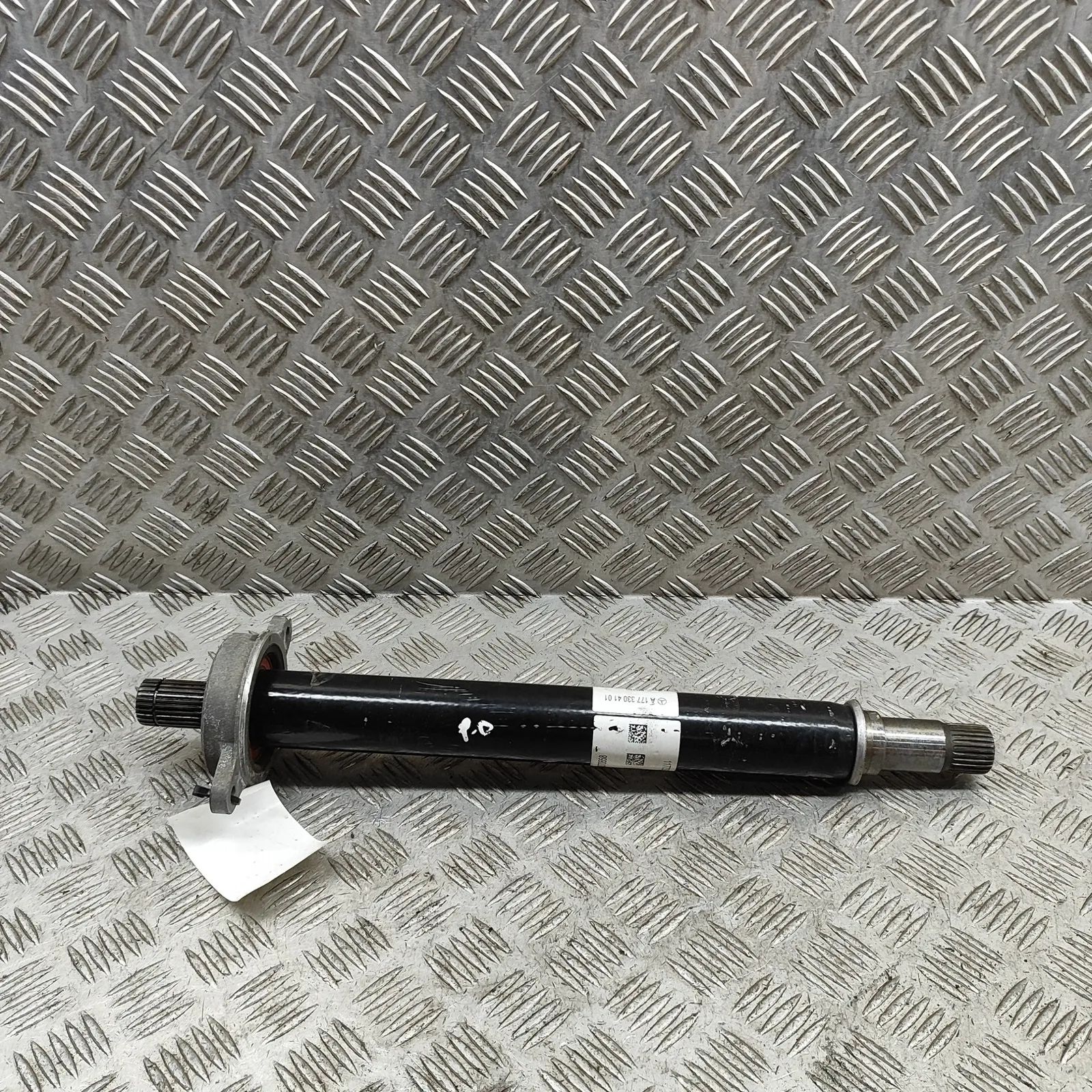 Mercedes-Benz GLA (X156) Front Right Driveshaft Front Right Driveshaft — MERCEDES BENZ GLA (H24...