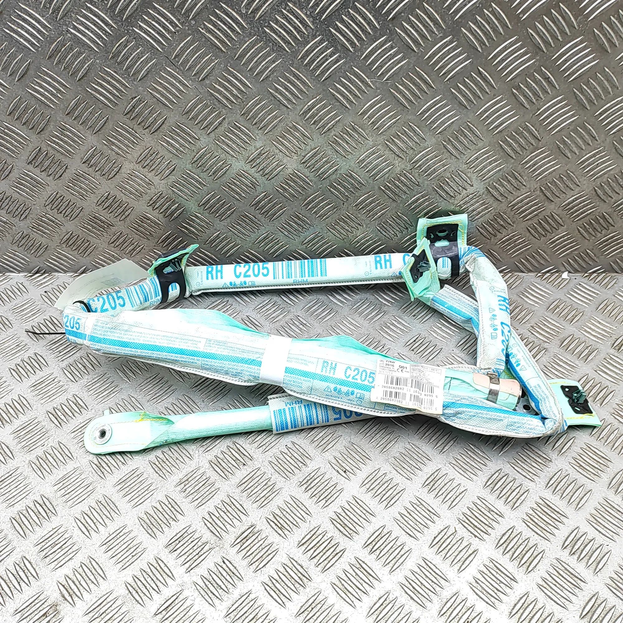 Mercedes-Benz A (W176) Right Side Roof Safety Curtain SRS Right Side Roof Safety Curtain SRS — MERCEDES B...