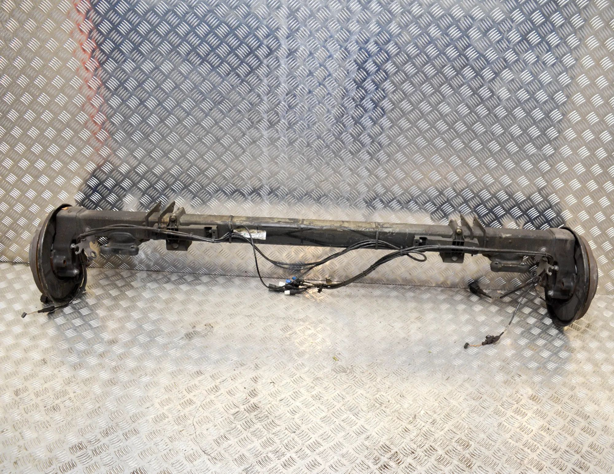 Mercedes-Benz Sprinter (W907 / W910)  Rear Axle Rear axle — MERCEDES BENZ SPRINTER (3, 5-t Van ...