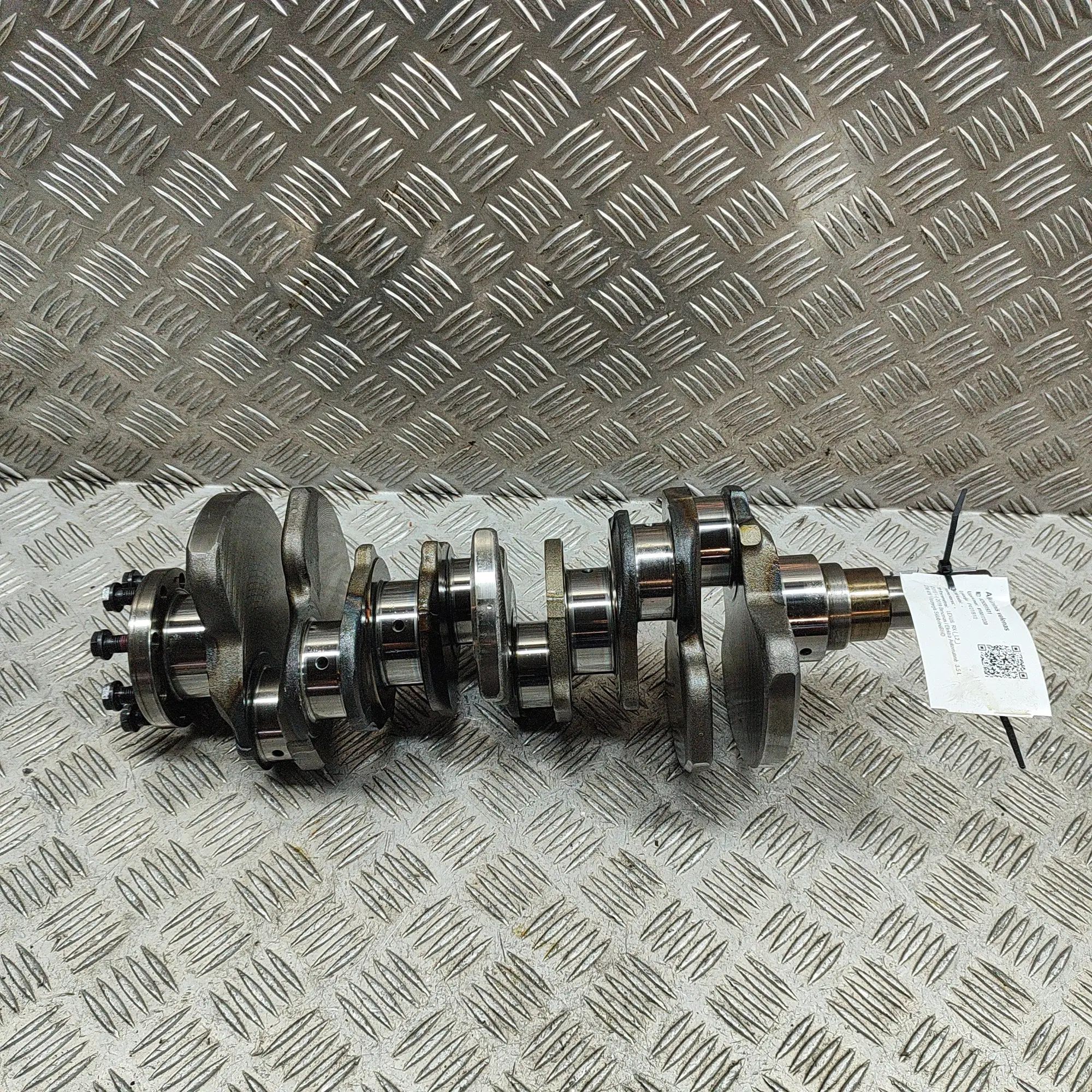 Lexus RX kampiakseli Crankshaft — LEXUS RX (_L2_) (2015-...) — 13401...