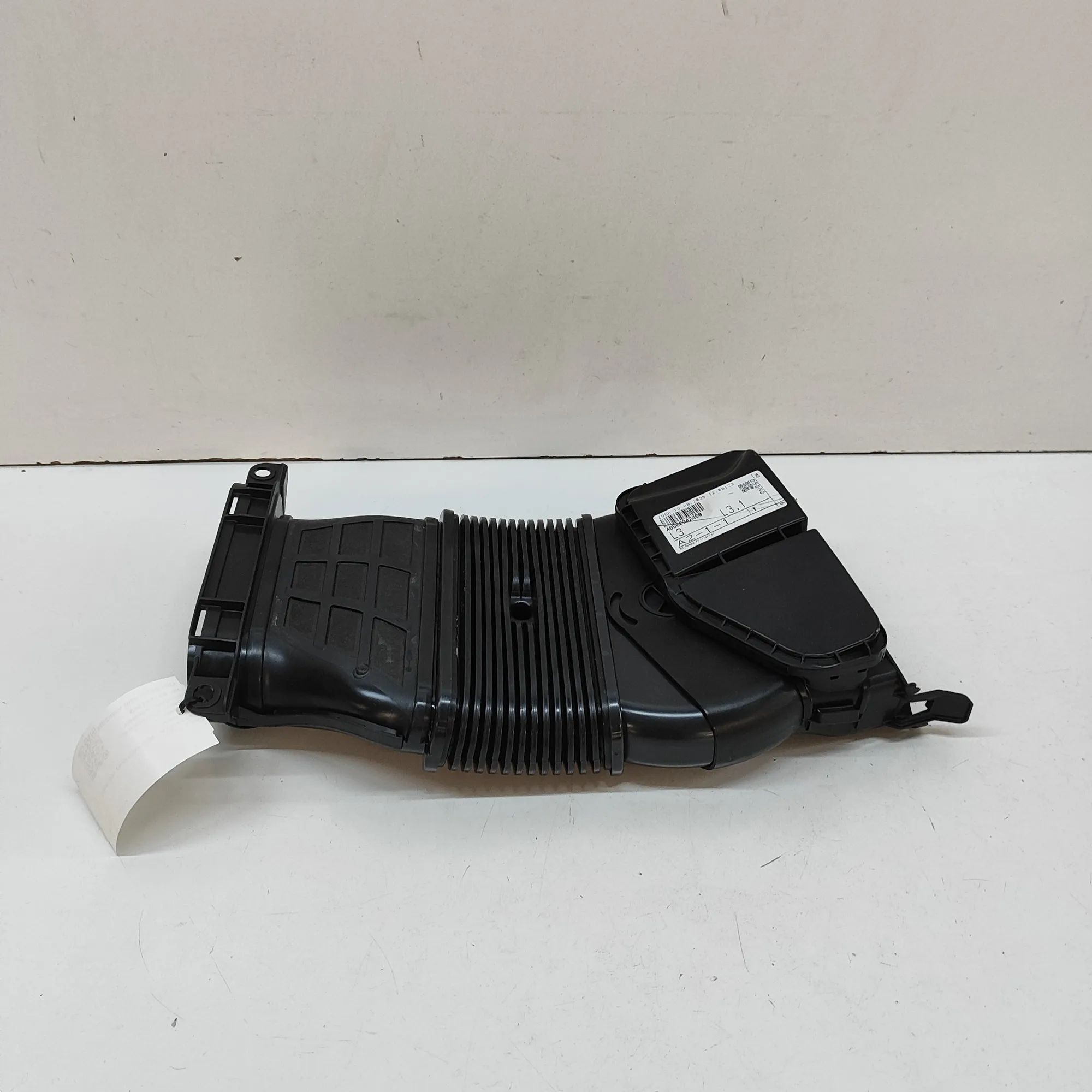Mercedes-Benz GLE (W167) Air Intake Tube Air Intake Tube — MERCEDES BENZ GLE (W167) (201...