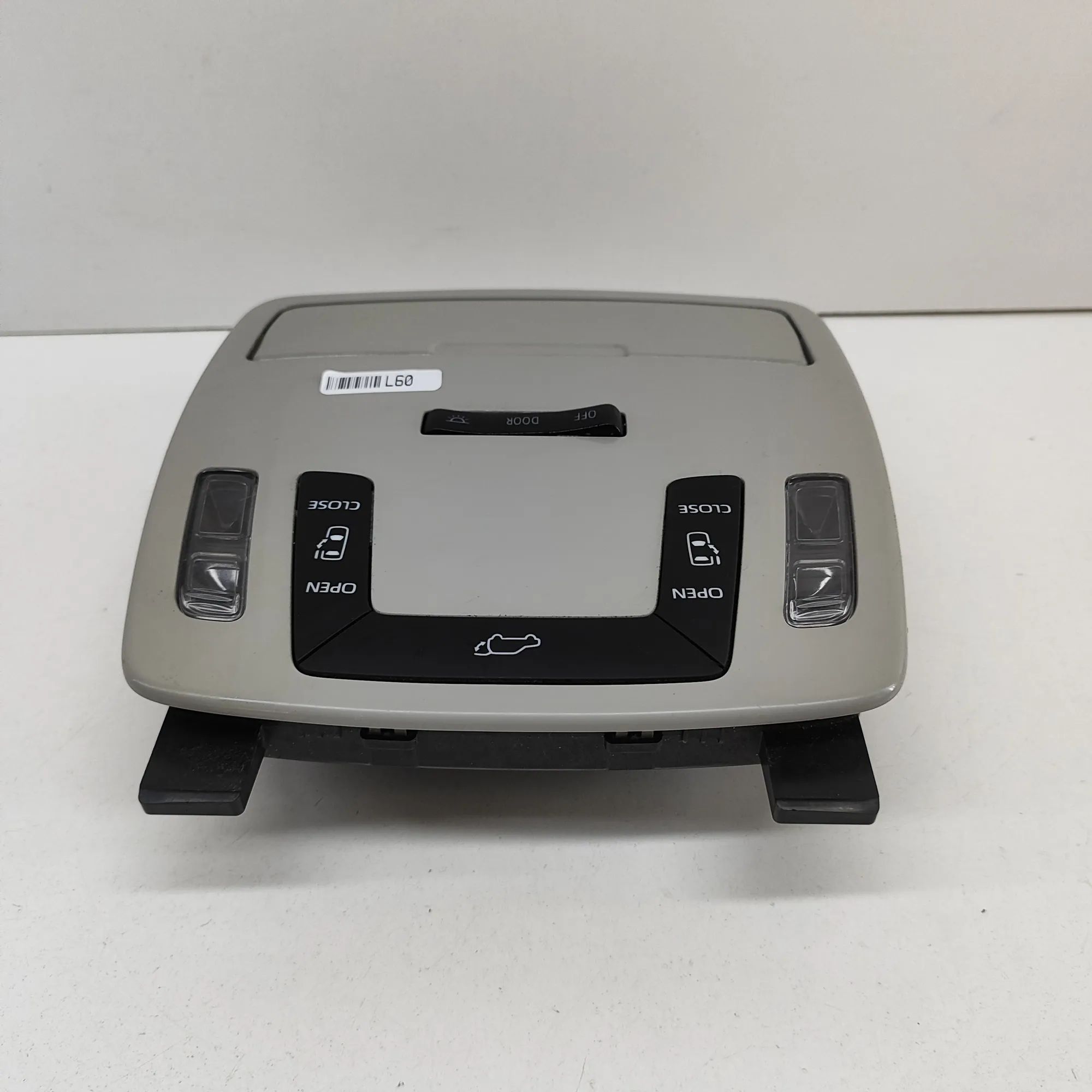 Toyota Sienna Interior light Interior light — TOYOTA SIENNA (_L4_) (2020-......