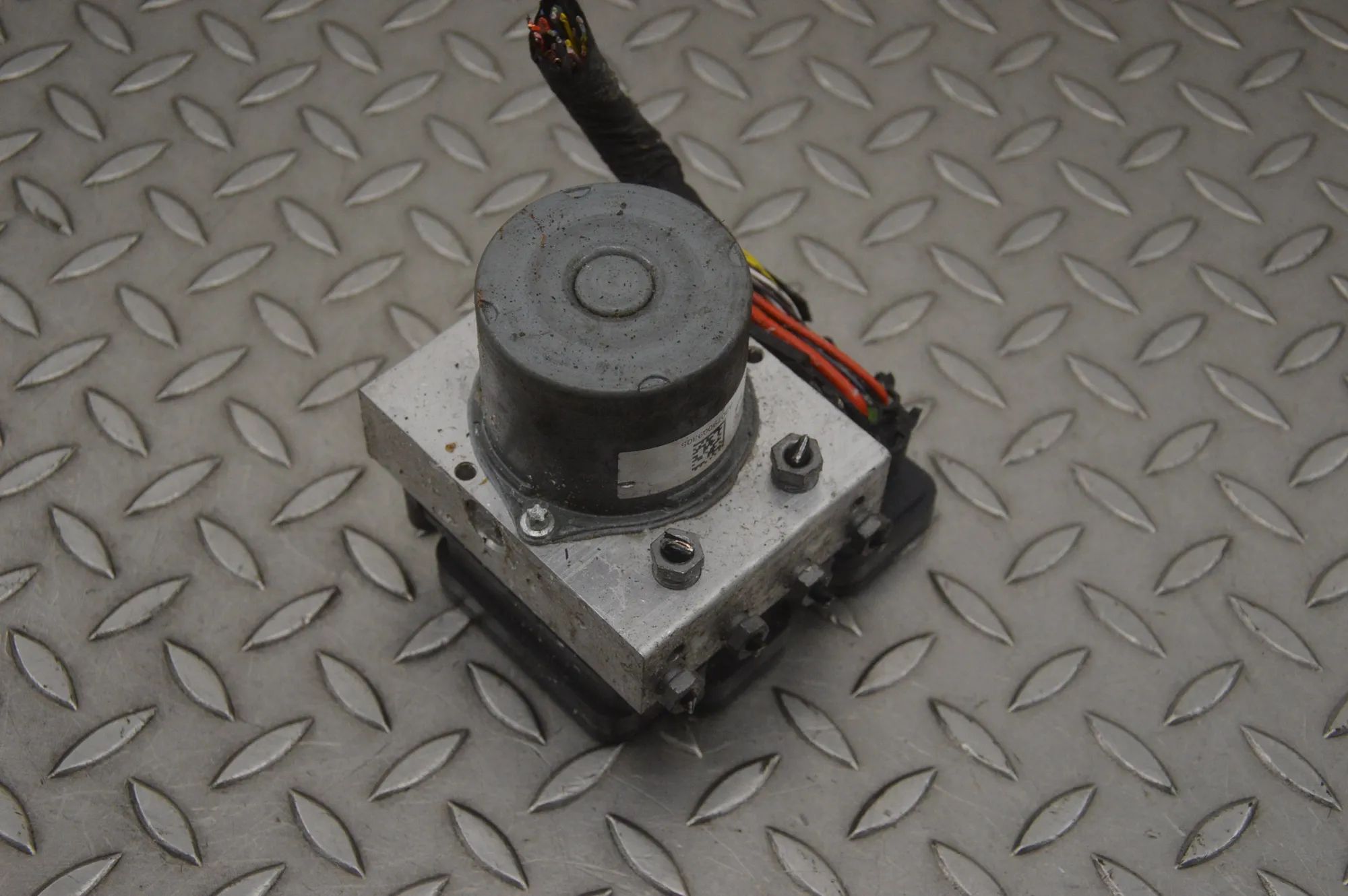 Mercedes-Benz Sprinter (W907 / W910)  ABS hydraulic pump ABS Pump — MERCEDES BENZ SPRINTER (3, 5-t Van 9...