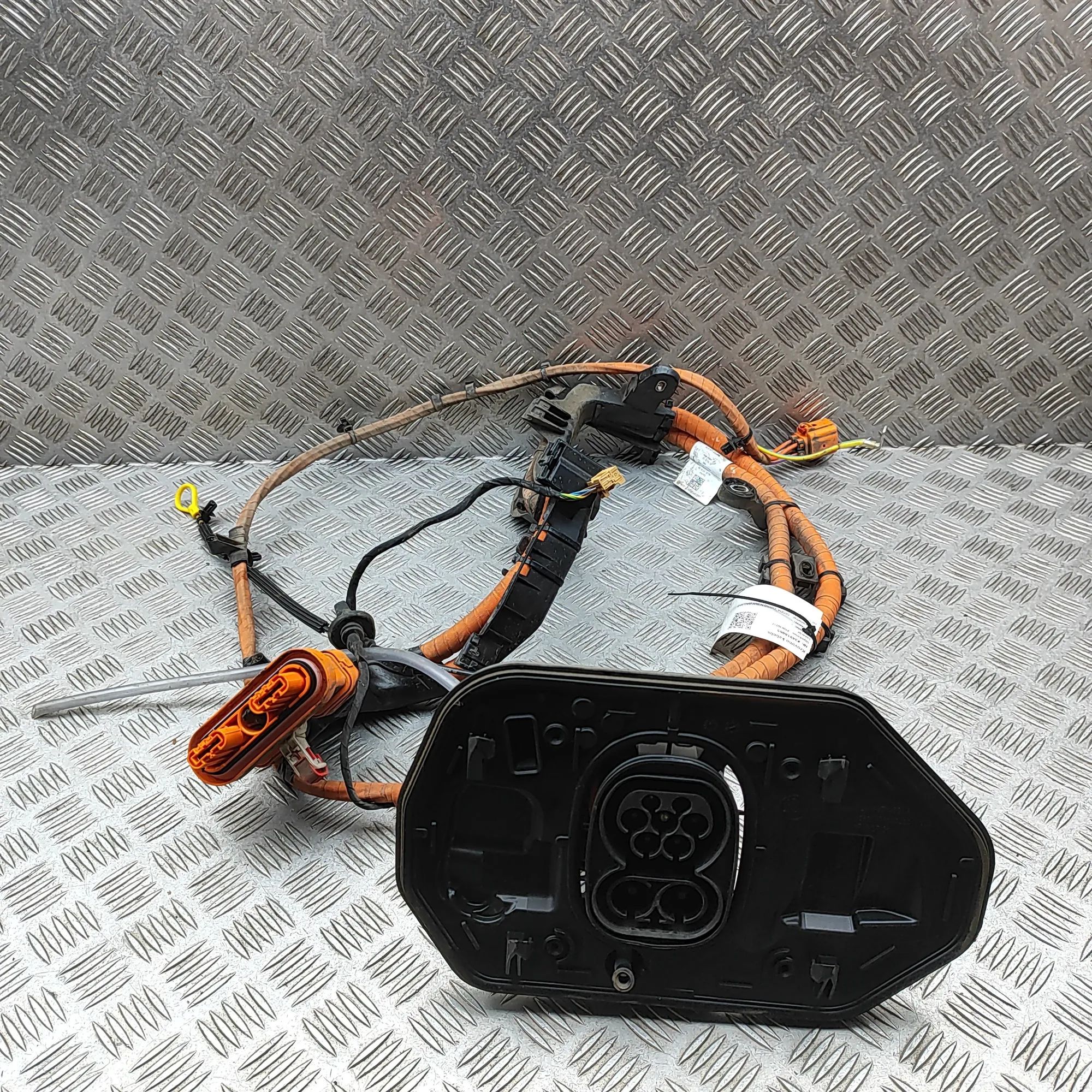 Skoda Enyaq Battery Charging Cable Battery charging cable — SKODA ENYAQ (iV SUV 5A...