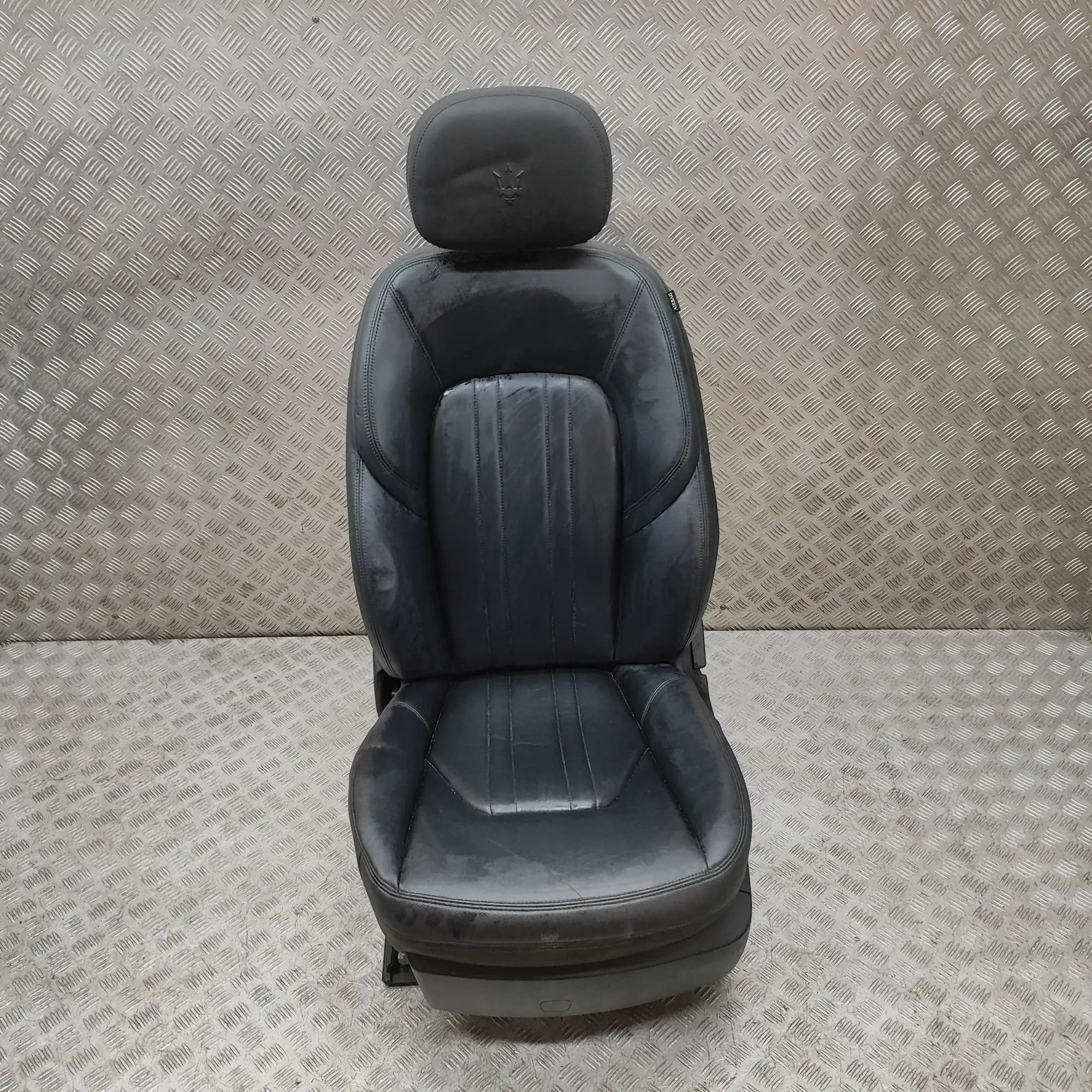 Maserati Ghibli Front Left Seat Front left seat — MASERATI GHIBLI (M157) (2013-...