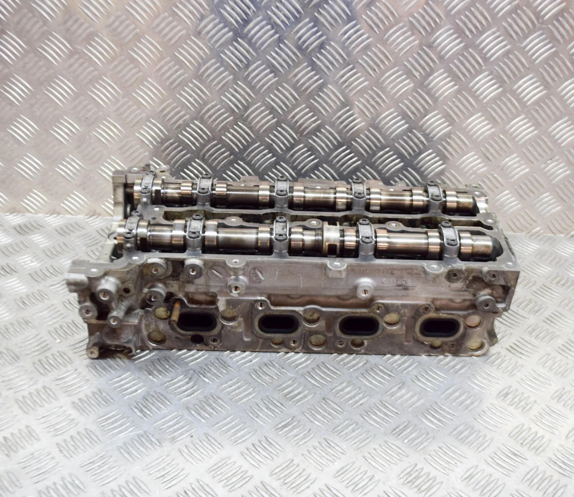 Mercedes-Benz Sprinter (W906) Engine Cylinder Head Engine Cylinder Head — MERCEDES BENZ SPRINTER (...
