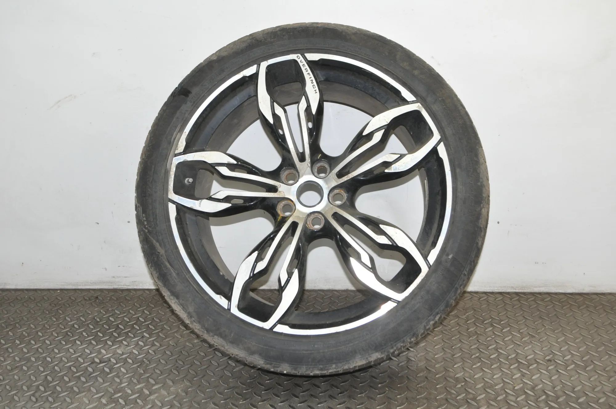 Land Rover Range Rover (L405) Alloy Wheel Alloy wheel — LAND ROVER RANGE ROVER (IV L405) ...