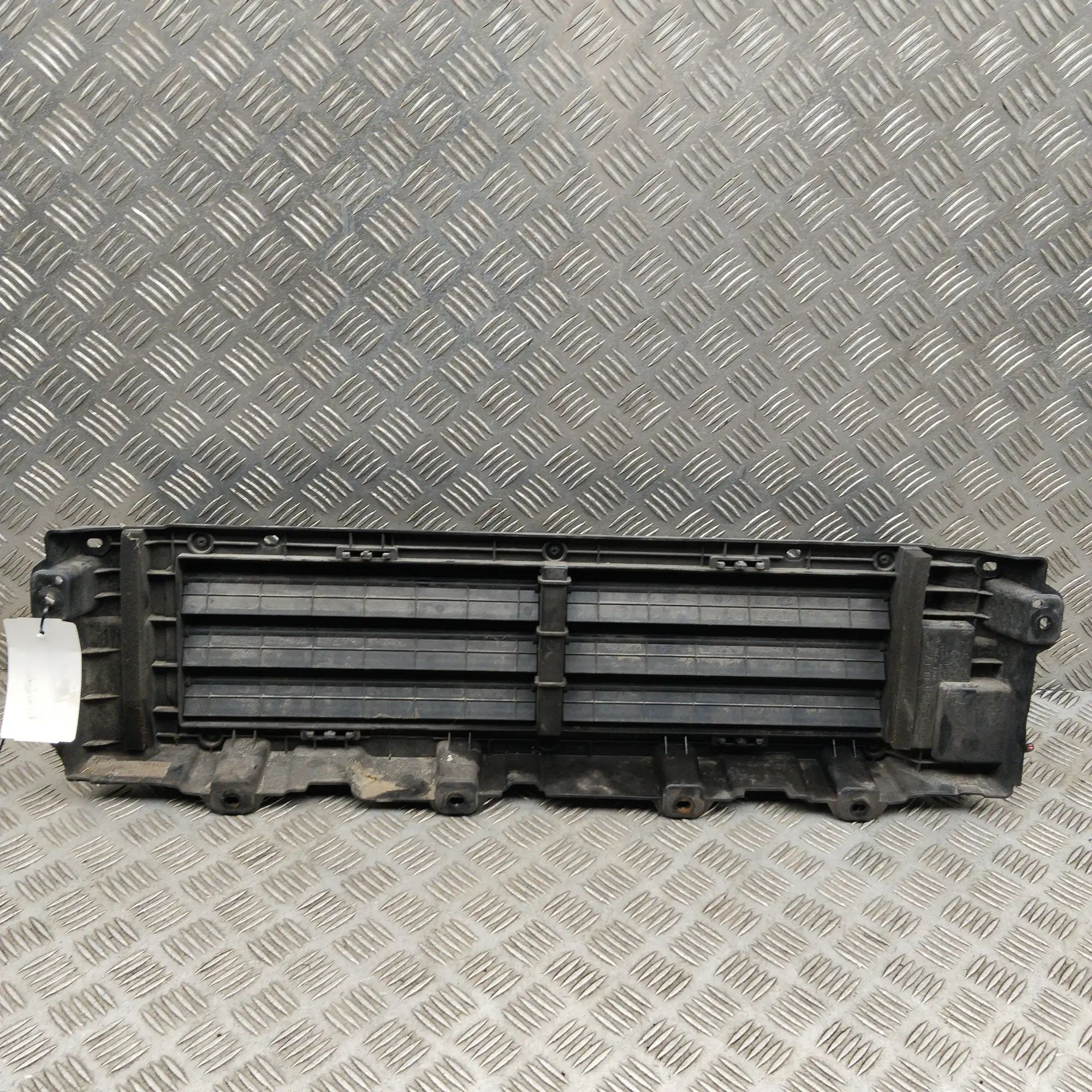 Kia Niro Radiator Air Intake Channel Radiator Air Intake Channel — KIA NIRO (2016-.....