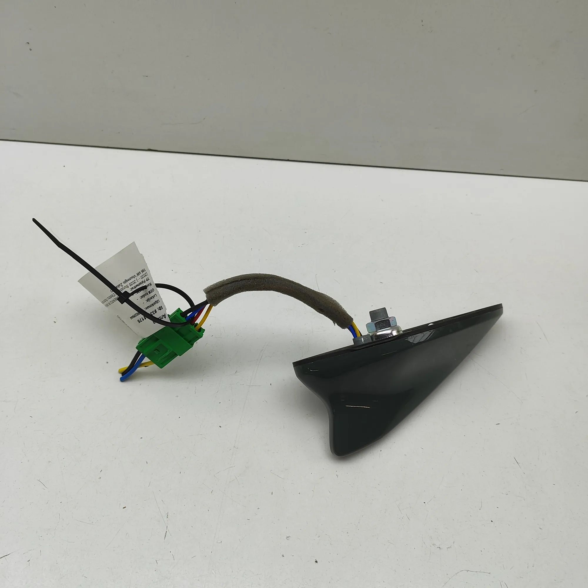 Kia Sorento antenni Antenna — KIA SORENTO (IV MQ4, MQ4A) (2020-...)...