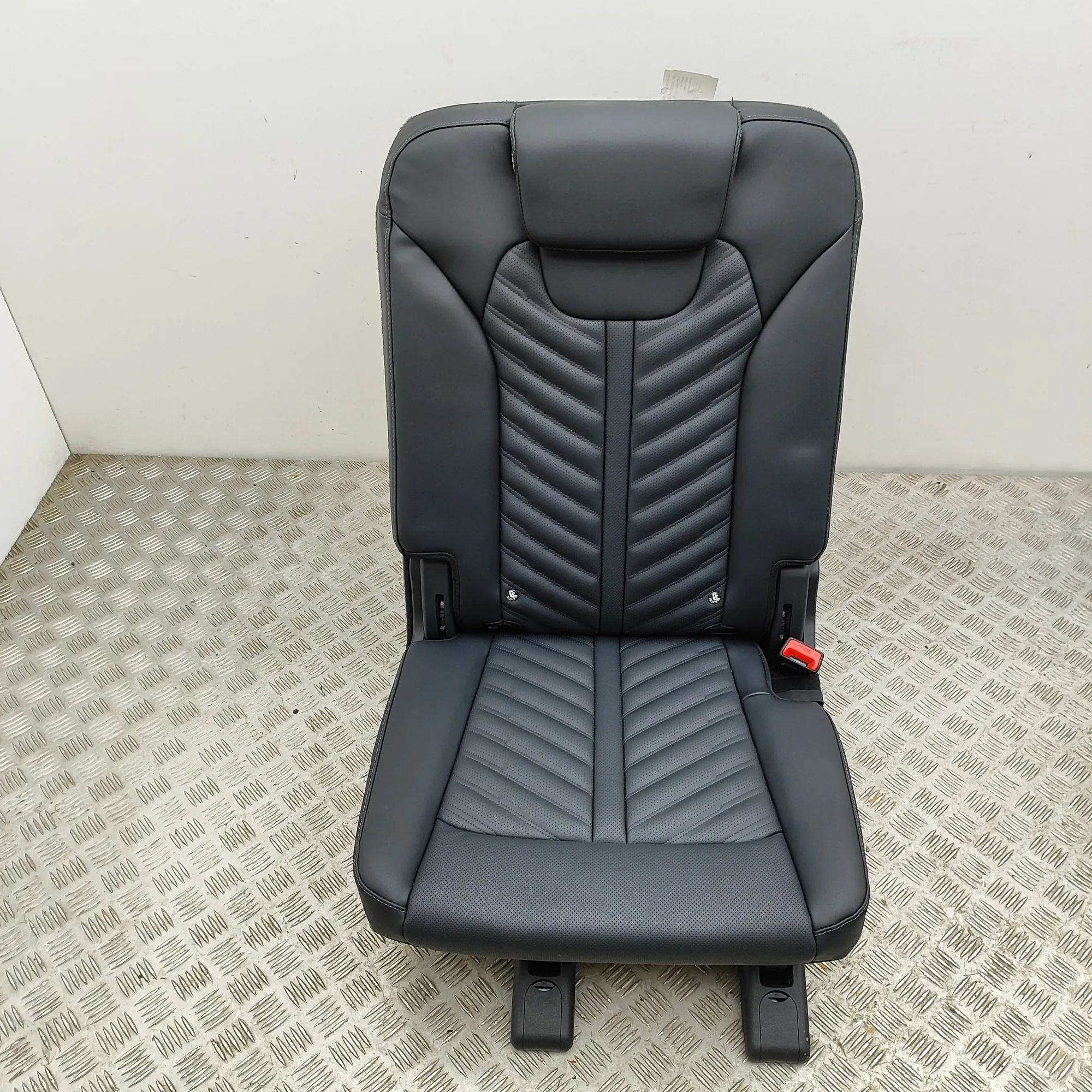 Kia Sorento Takapenkki Rear seat — KIA SORENTO (IV MQ4, MQ4A) (2020-.....