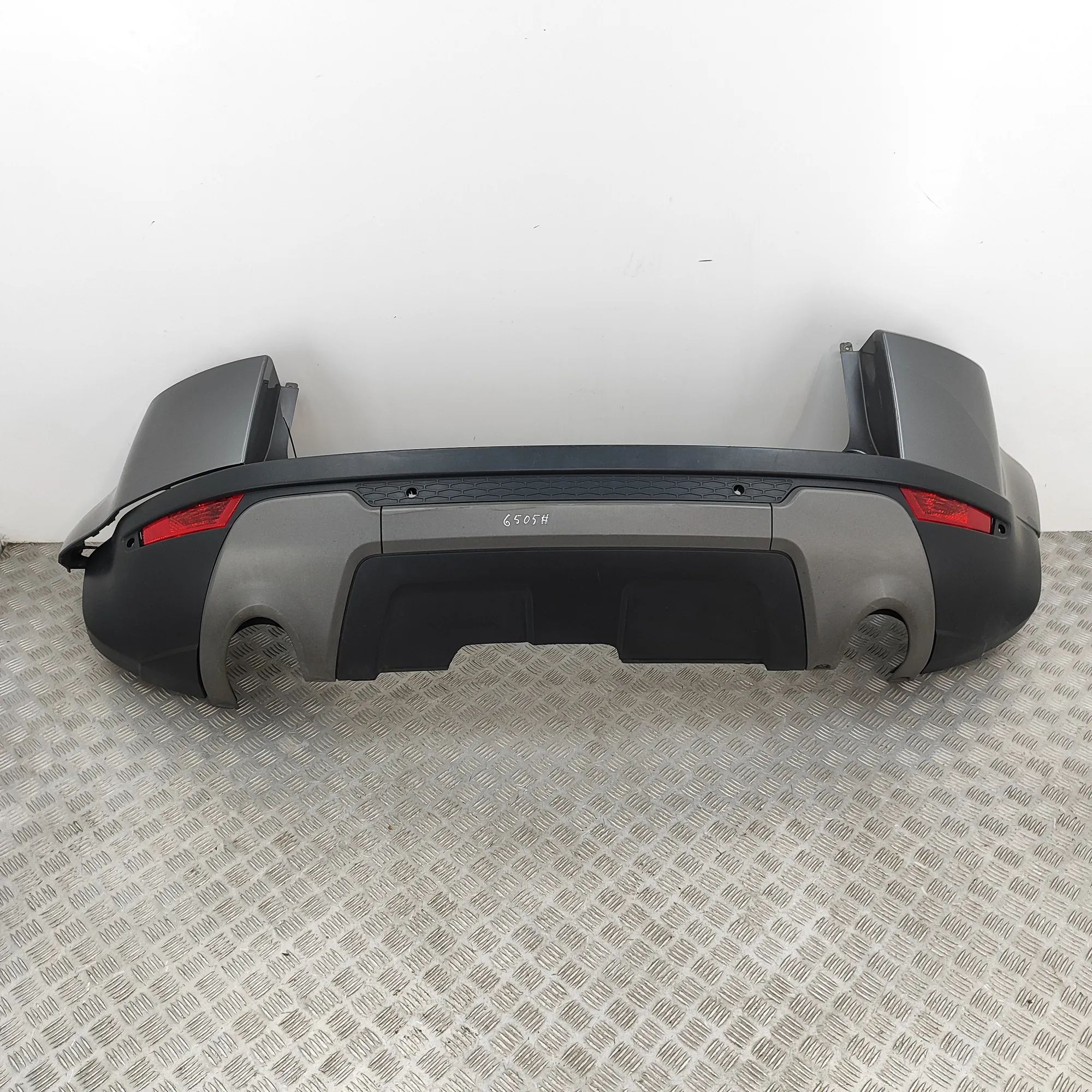 Land Rover Range Rover Evoque Bumper rear Bumper rear — LAND ROVER RANGE ROVER EVOQUE (L5...