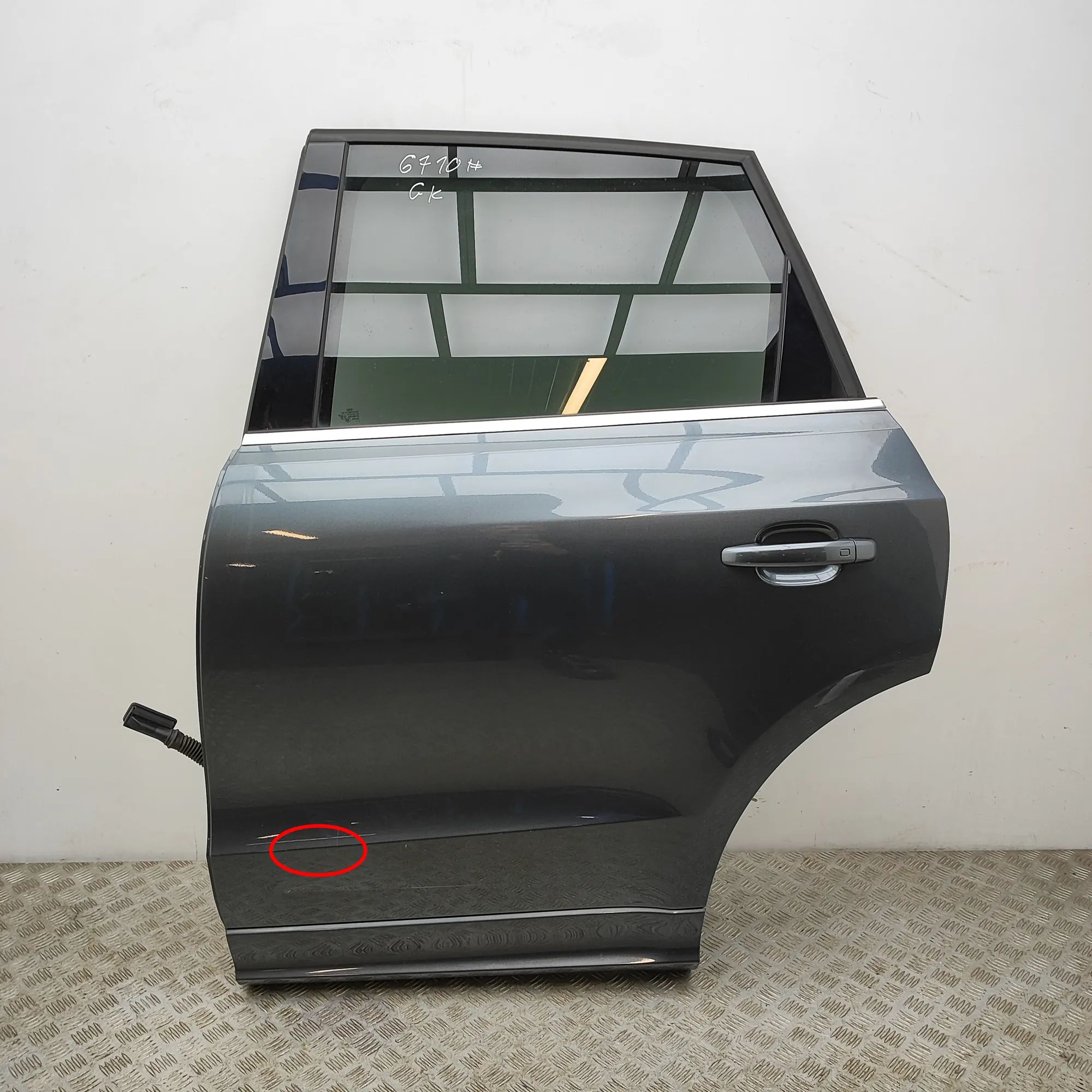 Audi Q5 (8R) Door — rear left Door — rear left — AUDI Q5 (8R) (2008-2017) — 8...