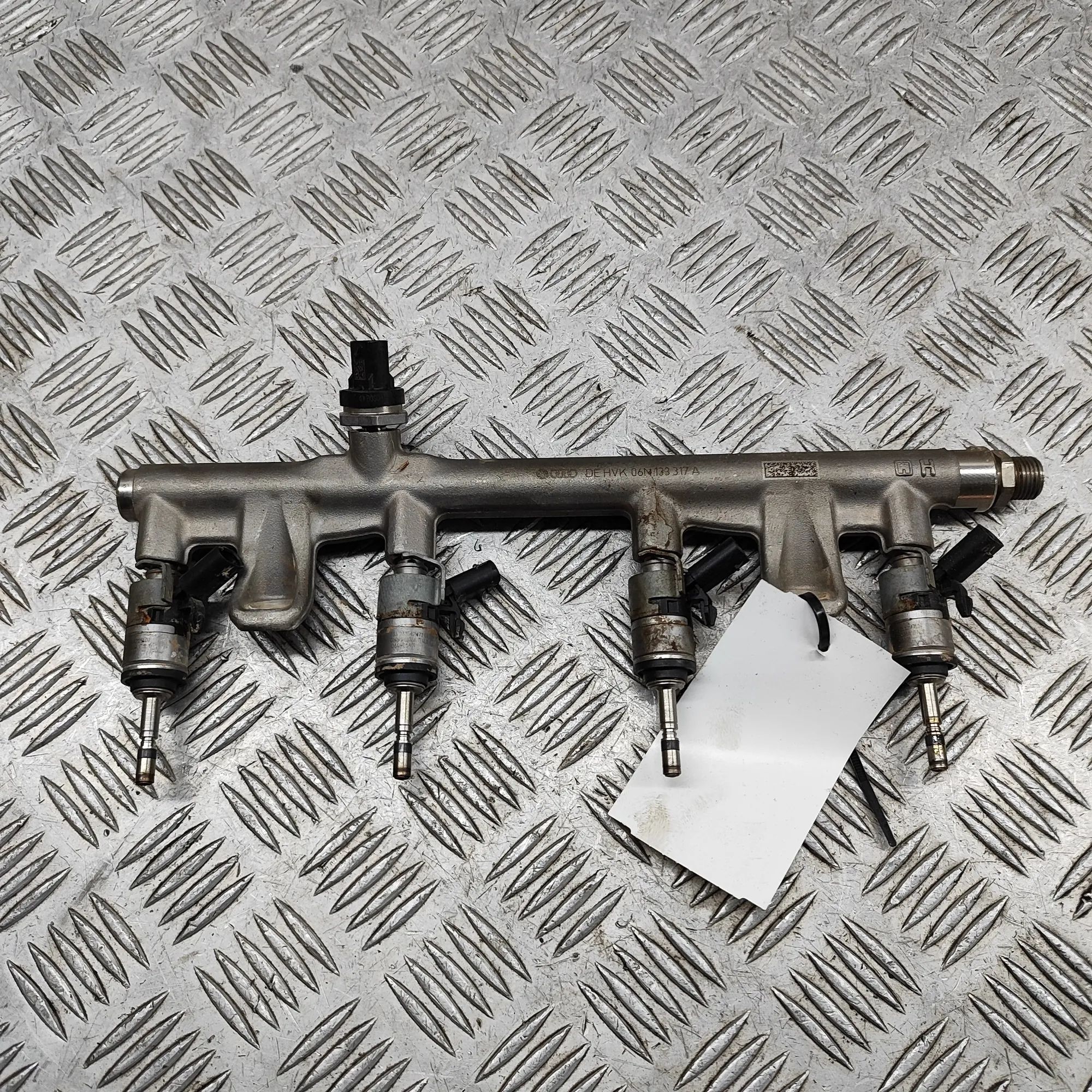 Audi Q5 (FY) Fuel Rail Fuel rail — AUDI Q5 (FY) (2016-...) — 06N133317...