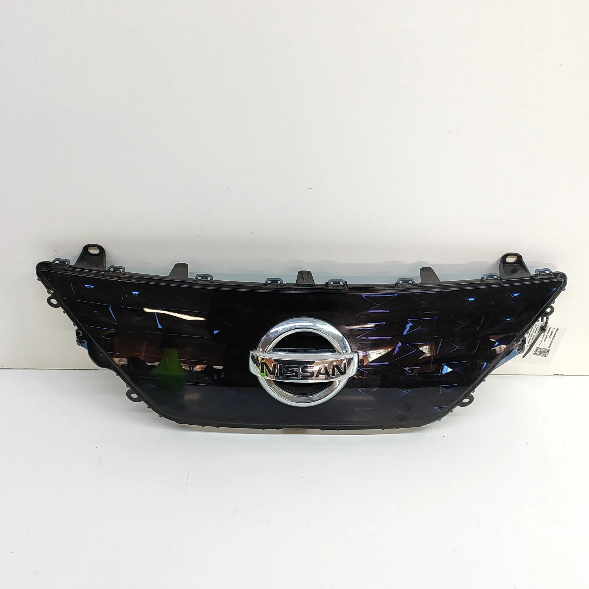 Nissan Leaf Radiator Grille Radiator grille — NISSAN LEAF (ZE1) (2017-...) ...