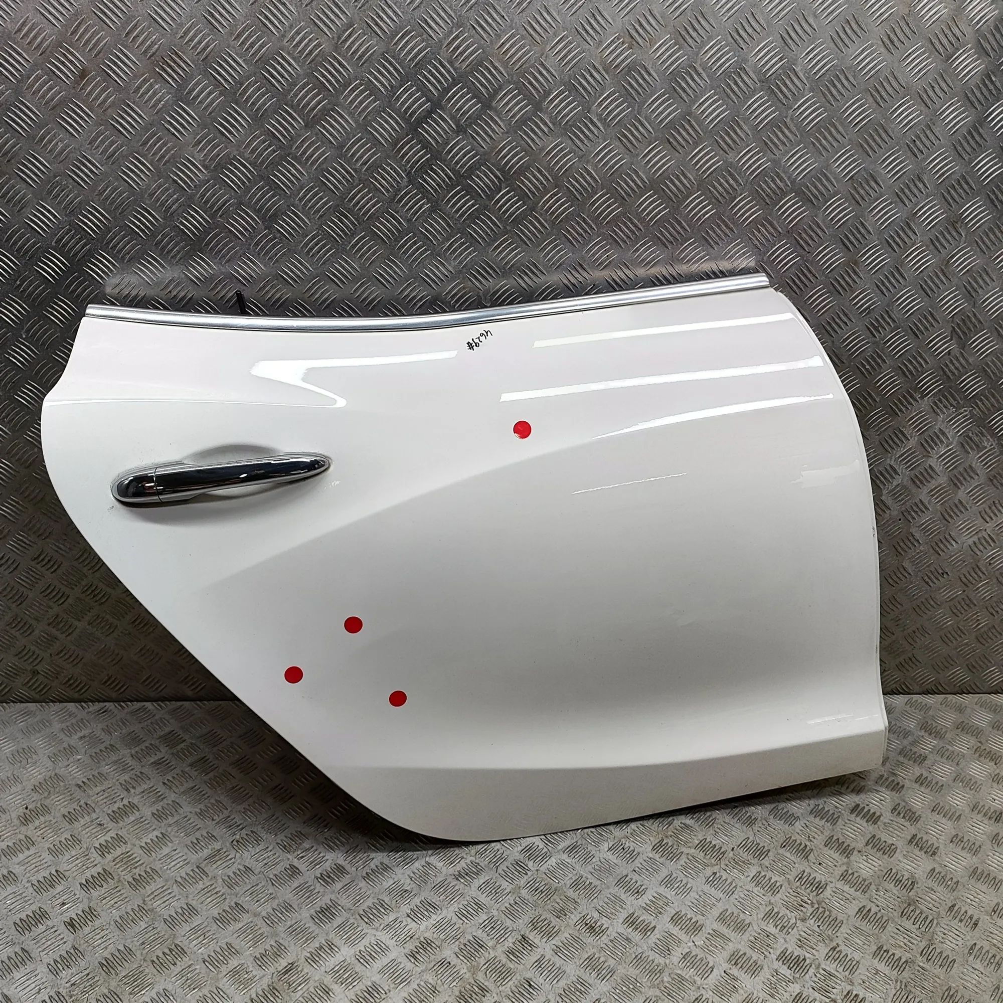Maserati Ghibli Door — rear right Door — rear right — MASERATI GHIBLI (M157) (201...