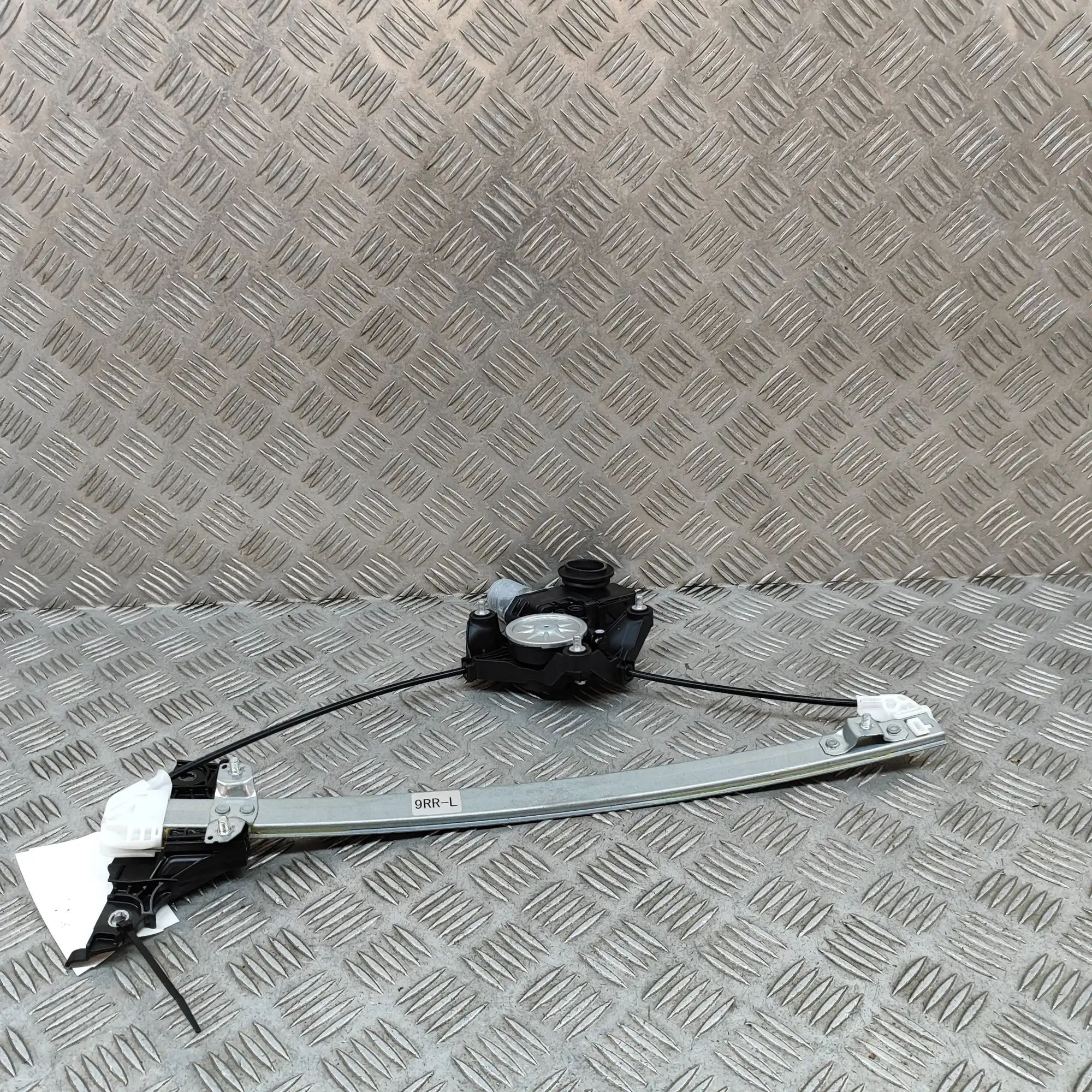 Lexus RX Rear Left Door Window Regulator Rear Left Door Window Regulator — LEXUS RX (_LA...