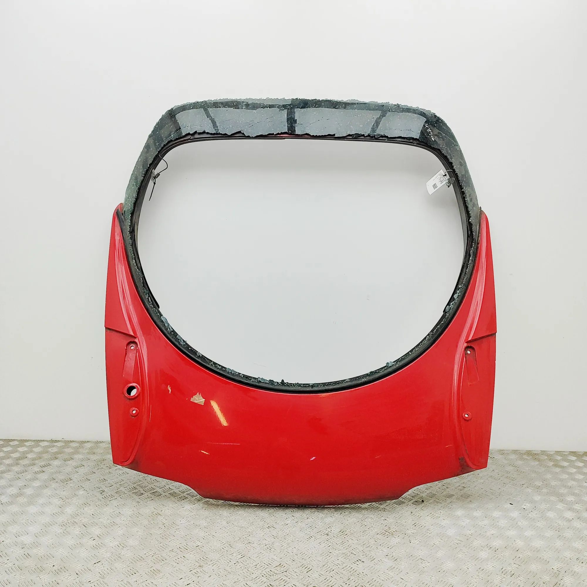 Chevrolet Camaro Tailgate / boot lid Tailgate / boot lid — CHEVROLET CAMARO (1992-20...