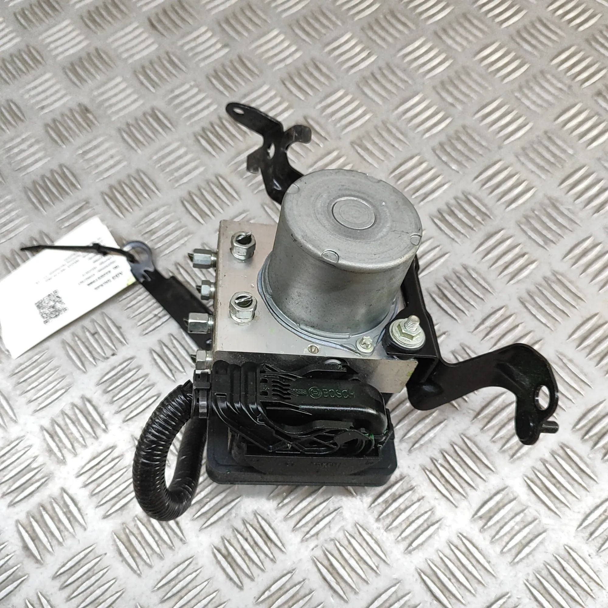 Mazda MX-5 ABS hydraulic pump