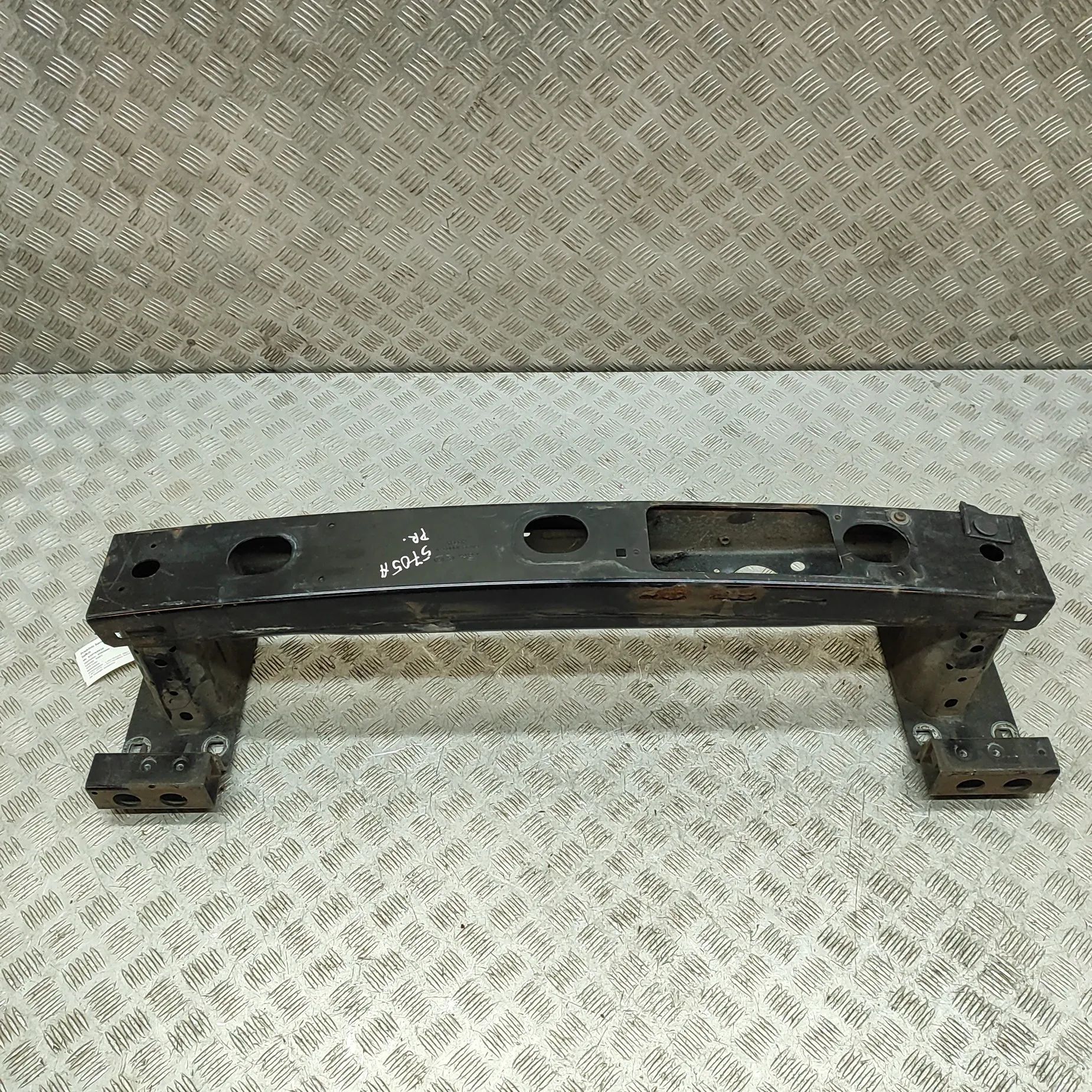 Land Rover Discovery Front Reinforcement Crash Bar Front Reinforcement Crash Bar — LAND ROVER DISC...