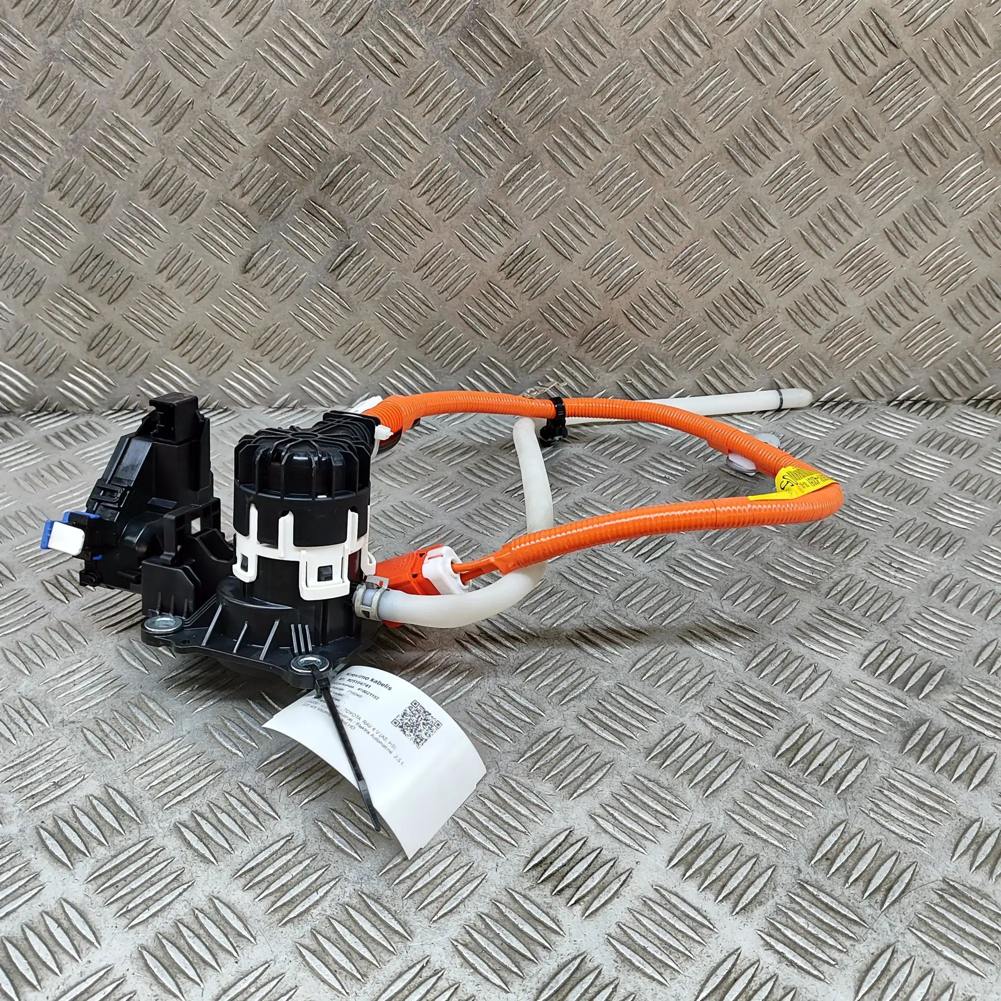 Toyota RAV4 (XA50) Battery Charging Cable Battery charging cable — TOYOTA RAV (4 V XA50) ...
