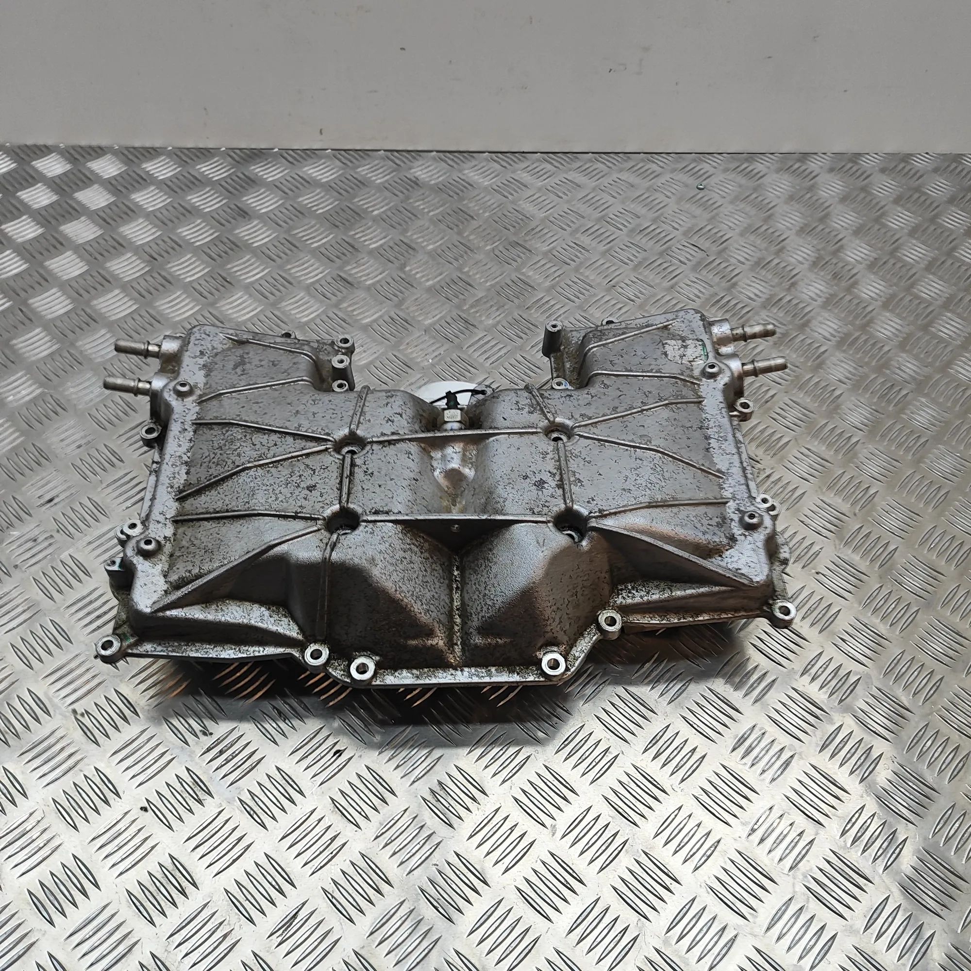 Jaguar XJ sisselaskekollektor Intake Manifold — JAGUAR XJ (X351) (2009-...) —...