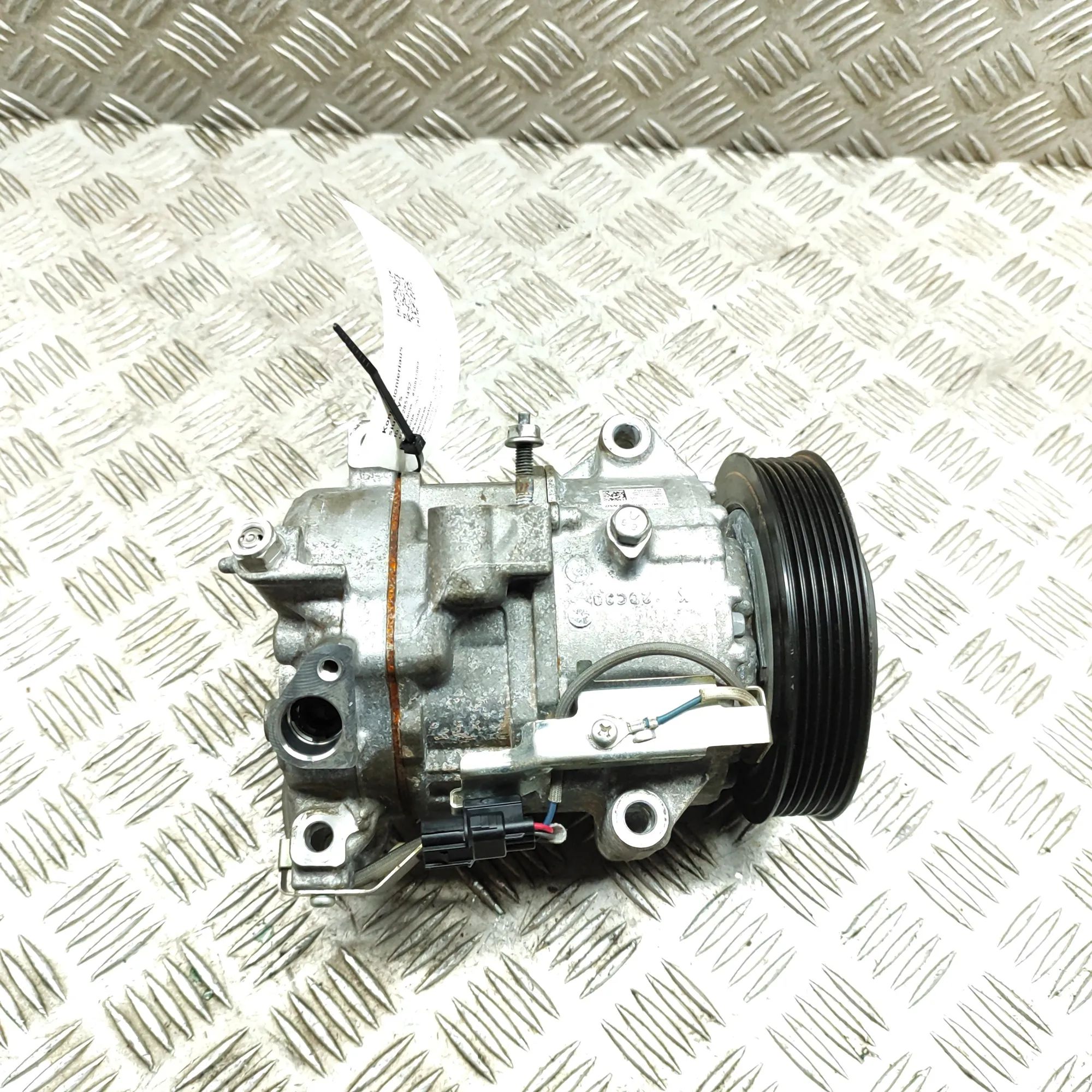 Honda Odyssey Air-conditioning compressor Air-conditioning compressor — HONDA ODYSSEY (RL...