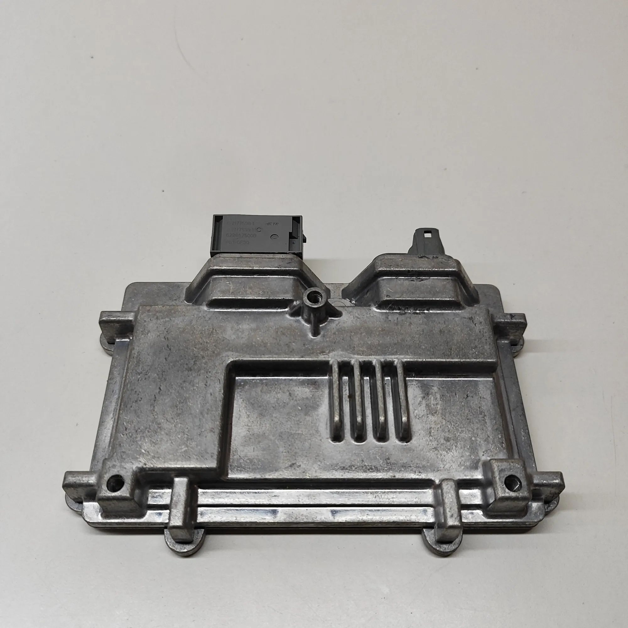 Porsche Cayenne Camera control unit Camera control unit — PORSCHE CAYENNE (9Y0/9Y3)...
