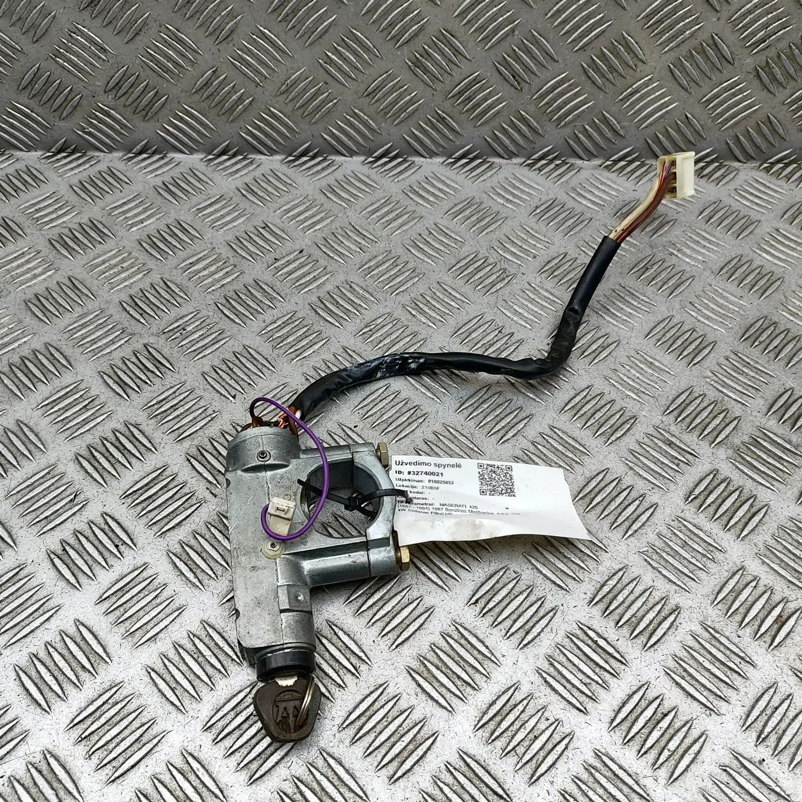Maserati Biturbo (2, 4, Spyder, Karif) Ignition lock Ignition lock — MASERATI 425 (1987-1994) — 3934...