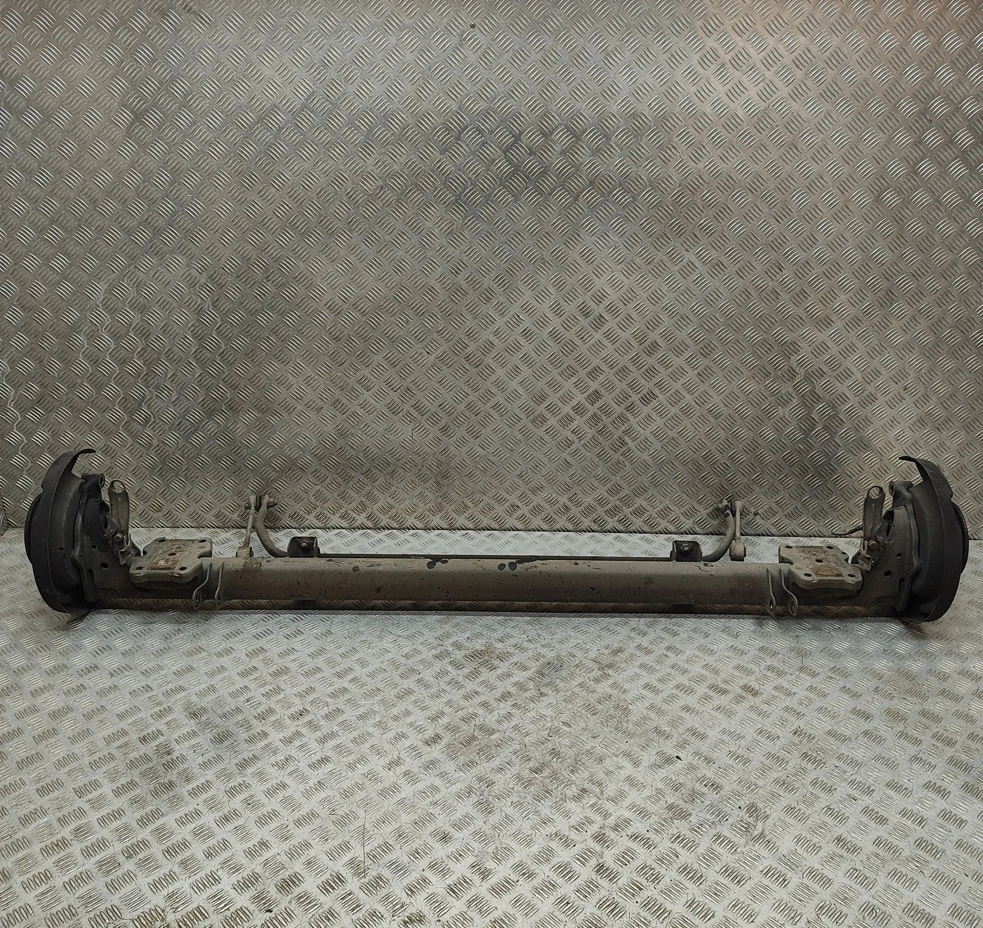 Volkswagen Crafter Rear Axle Rear axle — VW CRAFTER (Van SY_) (2016-...) — 2...