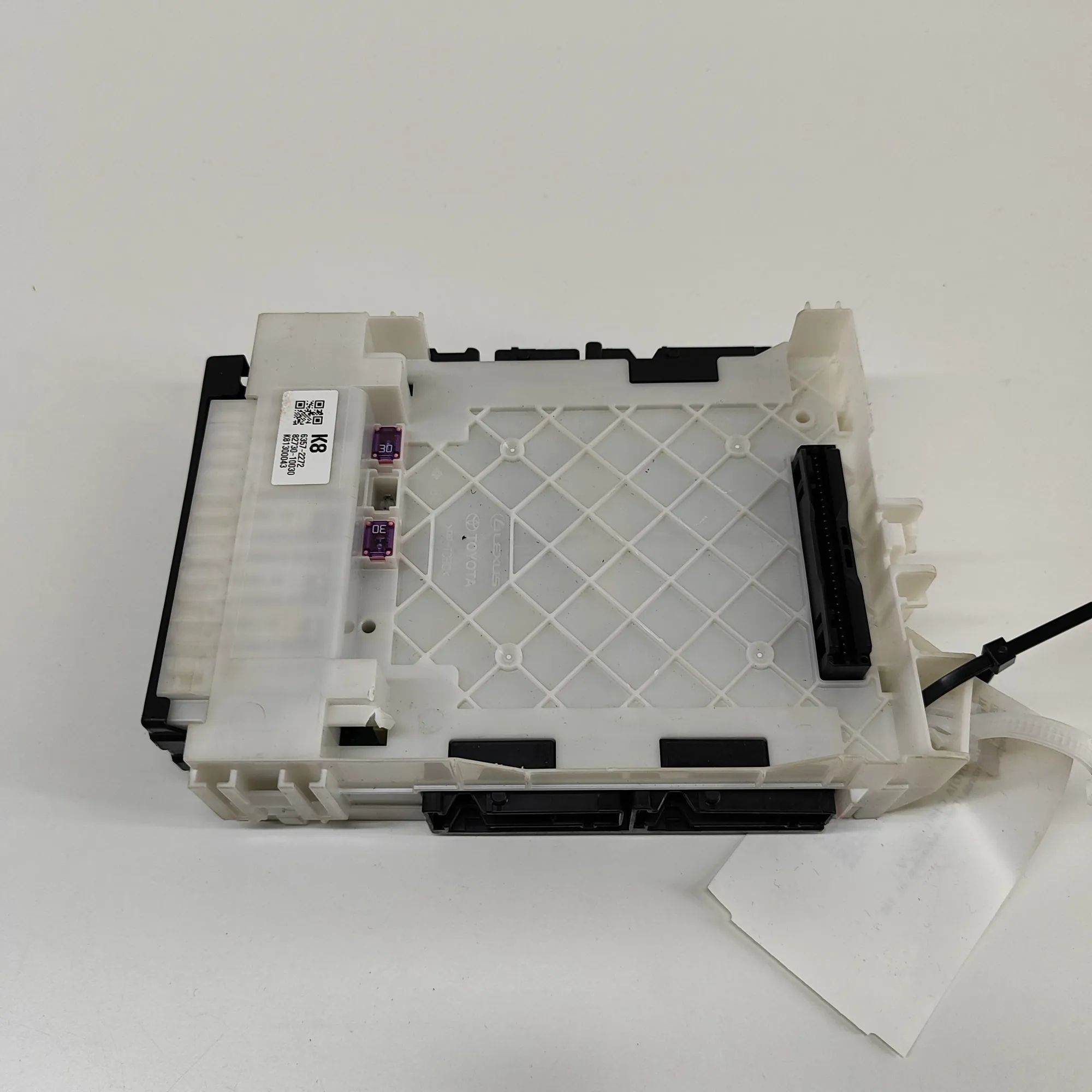 Toyota C-HR Comfort Control Unit Comfort Control Unit — TOYOTA C-HR (_X2_, _H2_)...