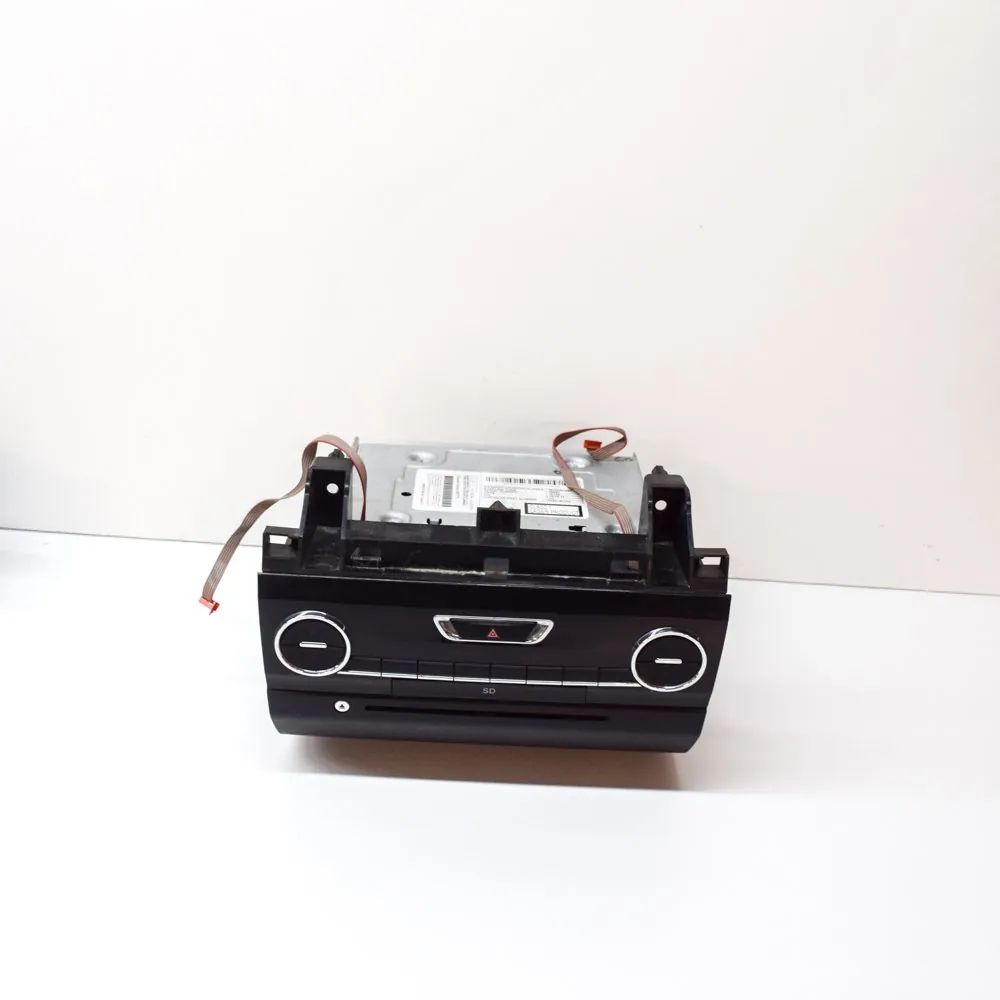 Maserati Ghibli Radio/CD head unit Radio/CD head unit — MASERATI GHIBLI (M157) (20...