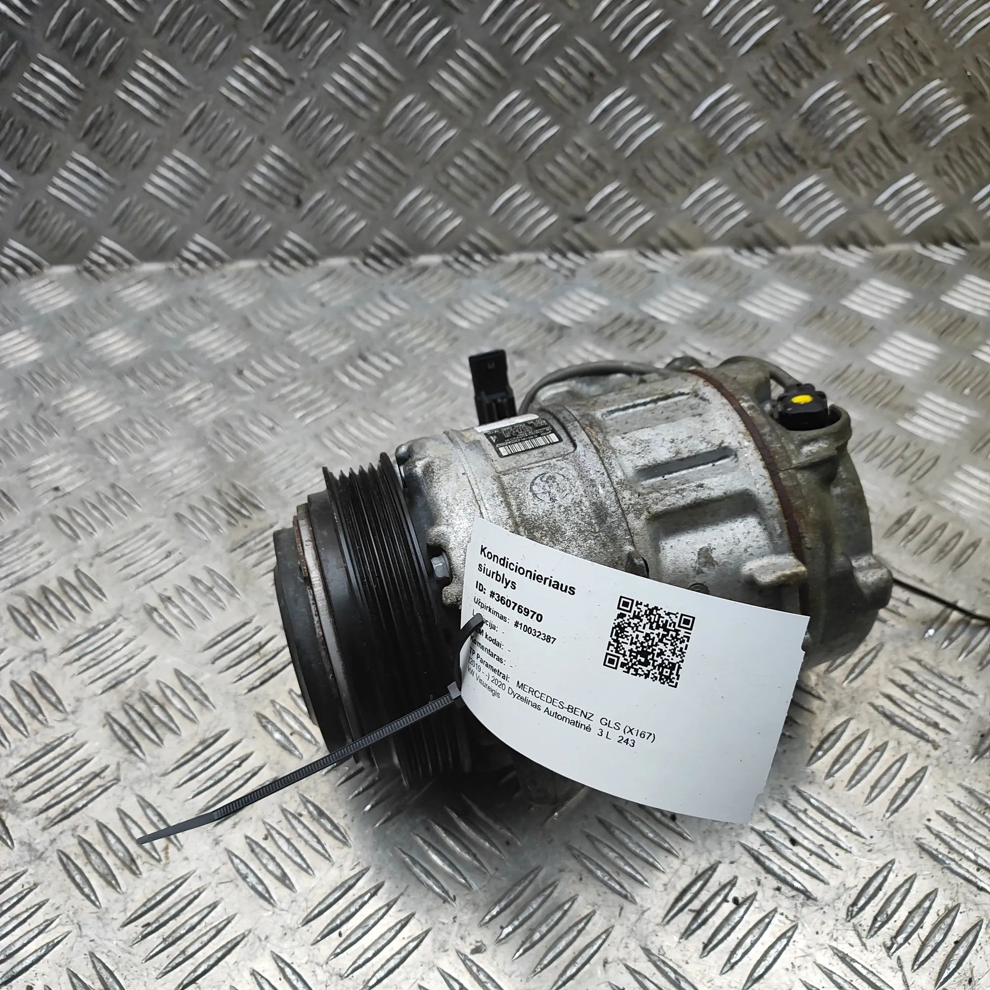 Mercedes-Benz GLS (X167) Air-conditioning compressor Air-conditioning compressor — MERCEDES BENZ GLS...