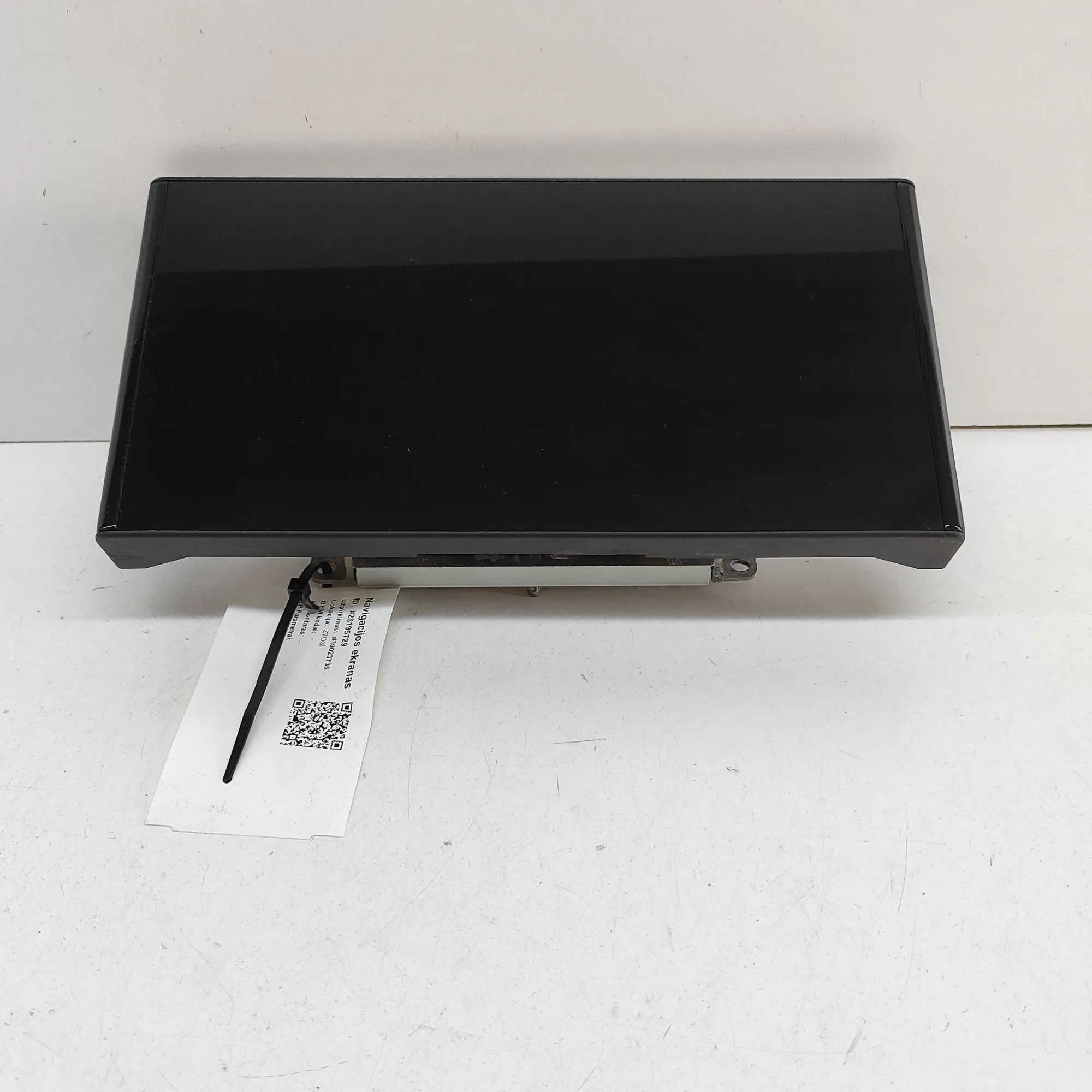 Audi Q5 (FY) Navigation display Navigation display — AUDI Q5 (FY) (2016-...) — ...