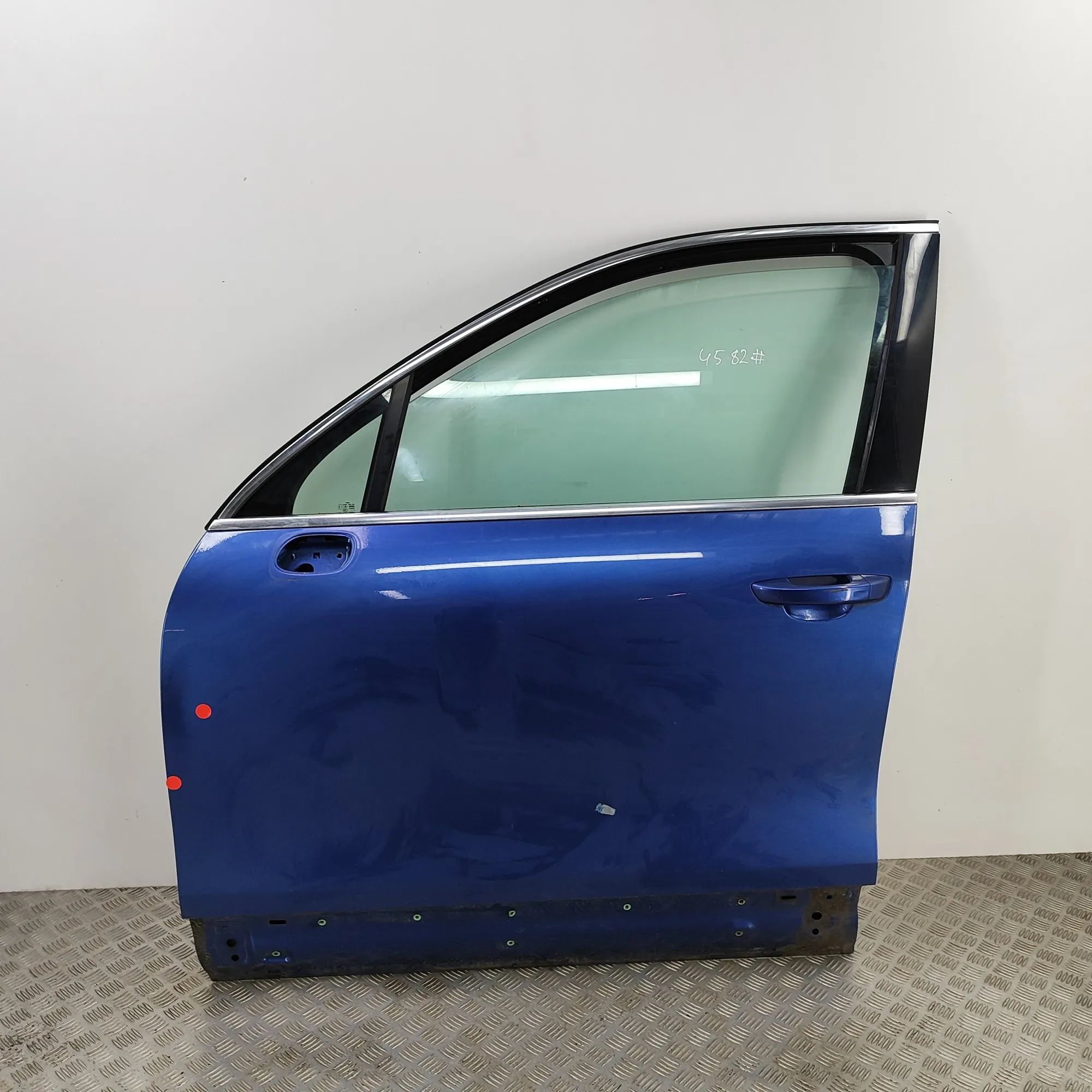 Volkswagen Touareg Door — front left Door — front left — VW TOUAREG (7P5) (2009-2018...