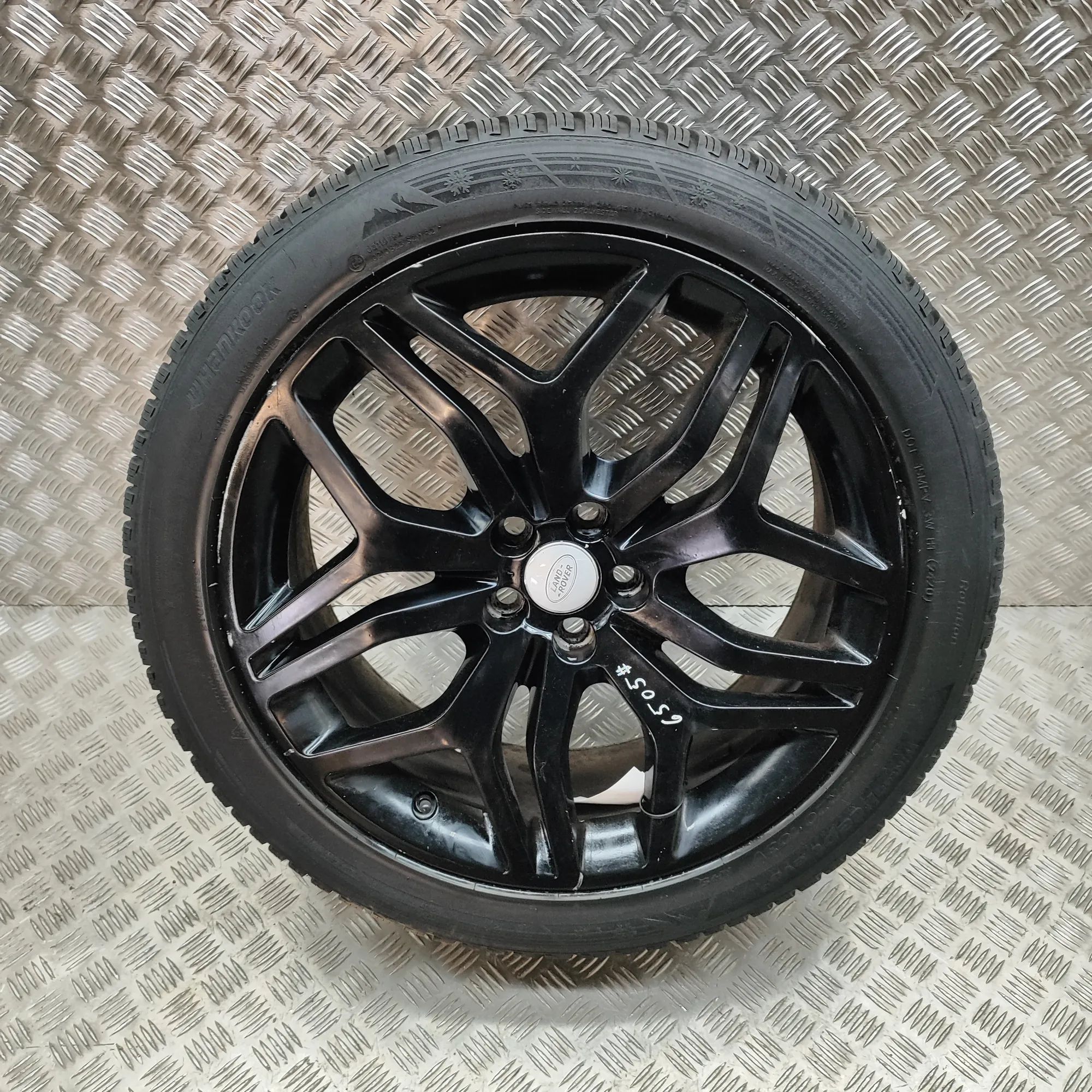 Land Rover Range Rover Evoque Alloy Wheel Alloy wheel — LAND ROVER RANGE ROVER EVOQUE (L5...