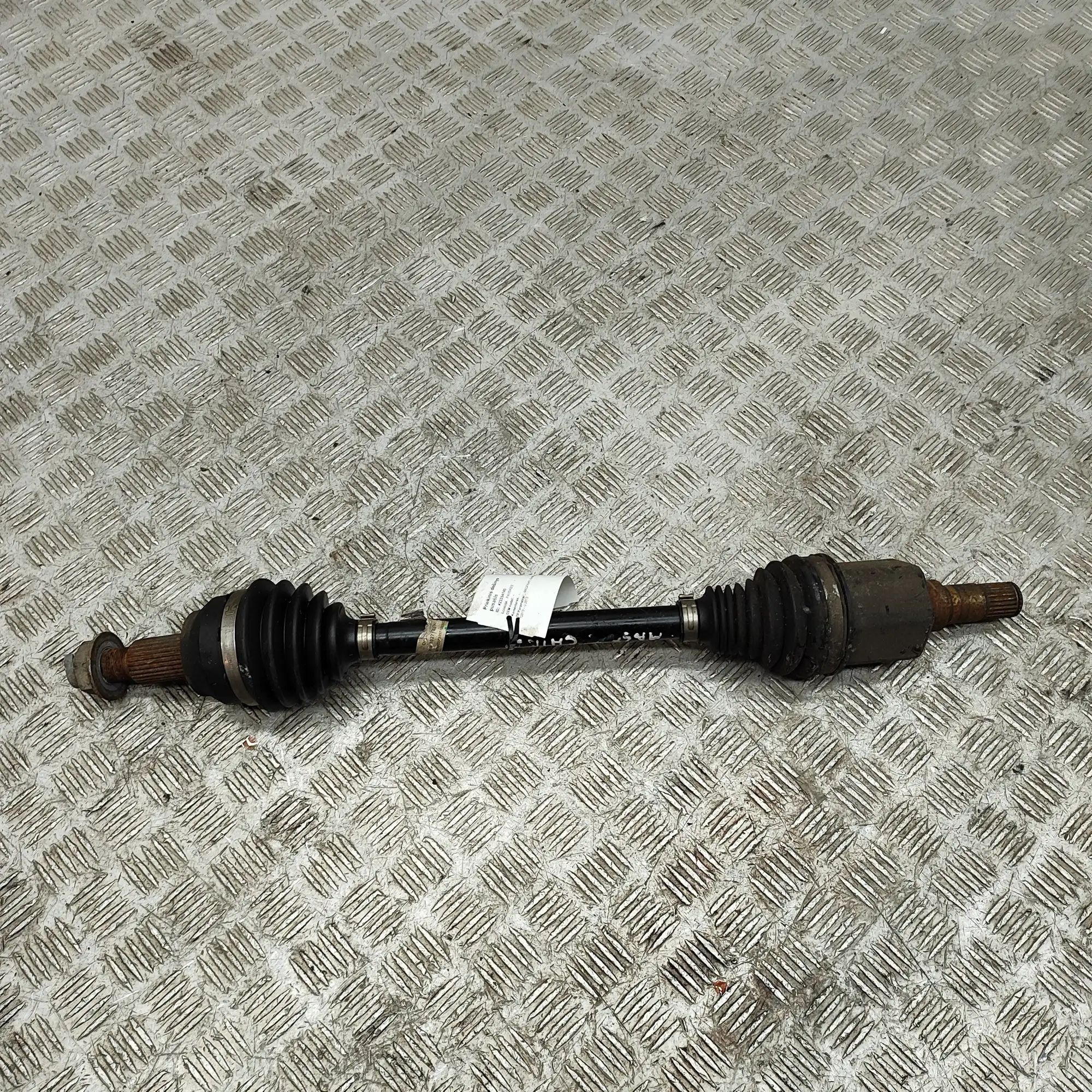 Maserati Ghibli Front Right Driveshaft Front Right Driveshaft — MASERATI GHIBLI (M157)...