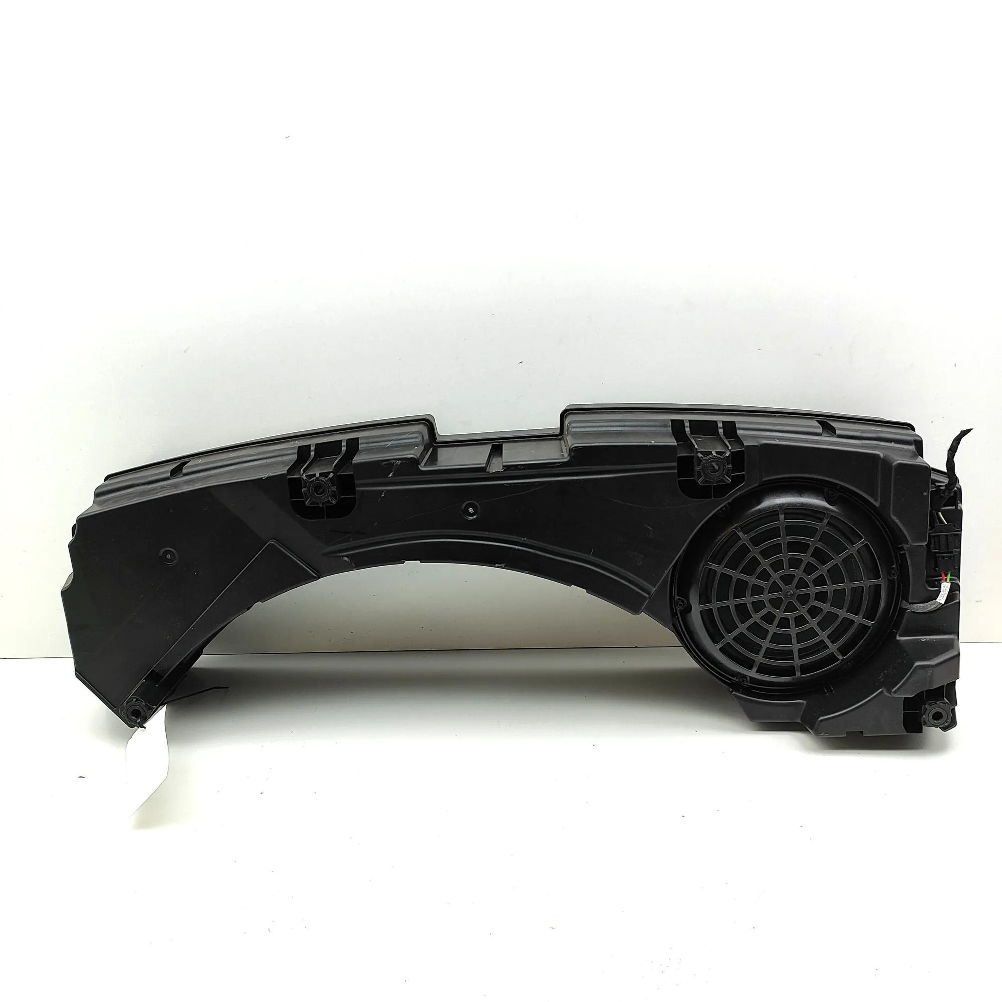 Porsche Cayenne Bassokaiuttimen Subwoofer — PORSCHE CAYENNE (9Y0/9Y3) (2018-......