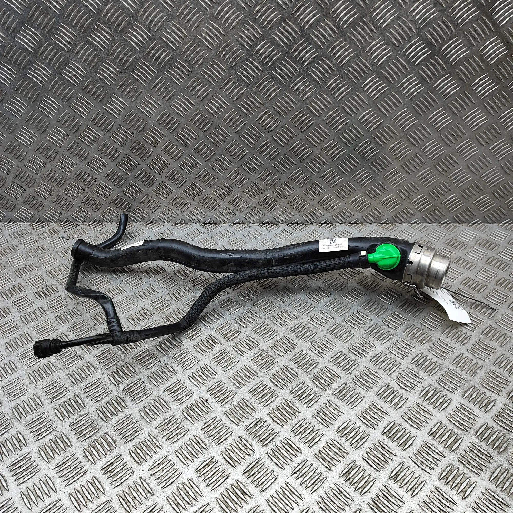 Porsche 911 (992) Fuel tank pipe Fuel tank pipe — PORSCHE 911 (992) (2019-...) —...